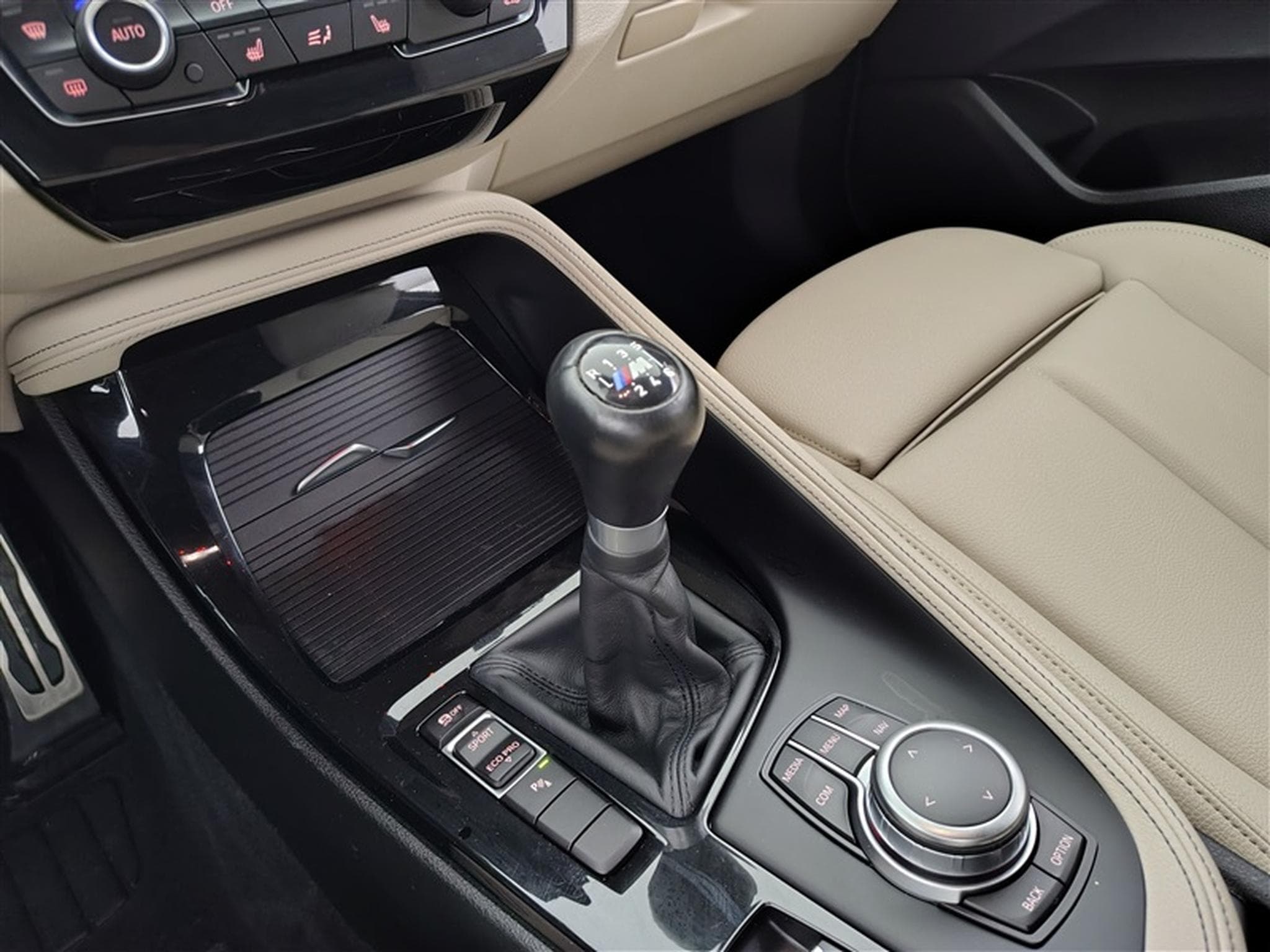 BMW X2 1.5i sDrive18 M-SPORT/CUIR/NAVI/FULL LED/JA19 (2022) - Photo 12