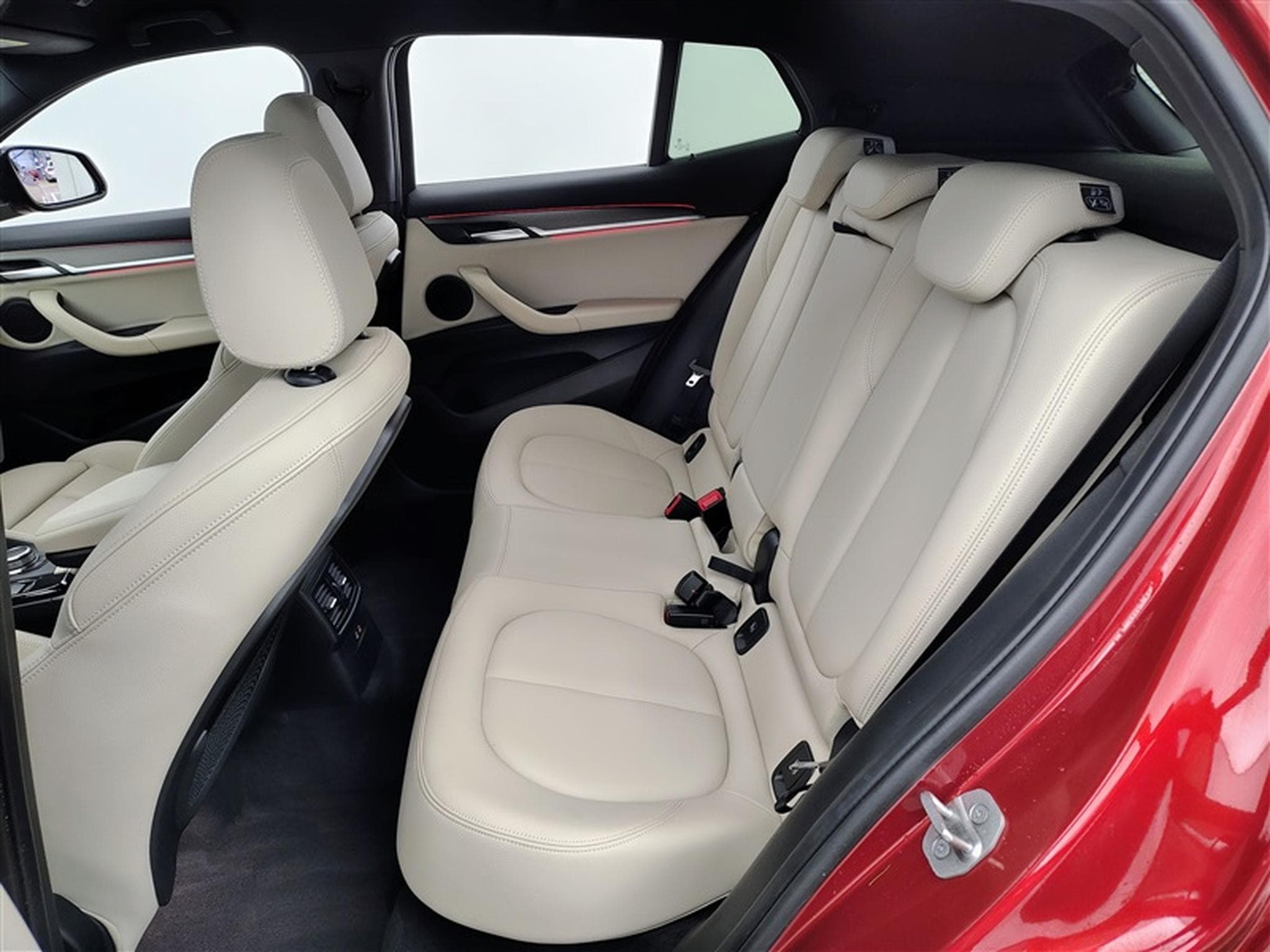 BMW X2 1.5i sDrive18 M-SPORT/CUIR/NAVI/FULL LED/JA19 (2022) - Photo 13