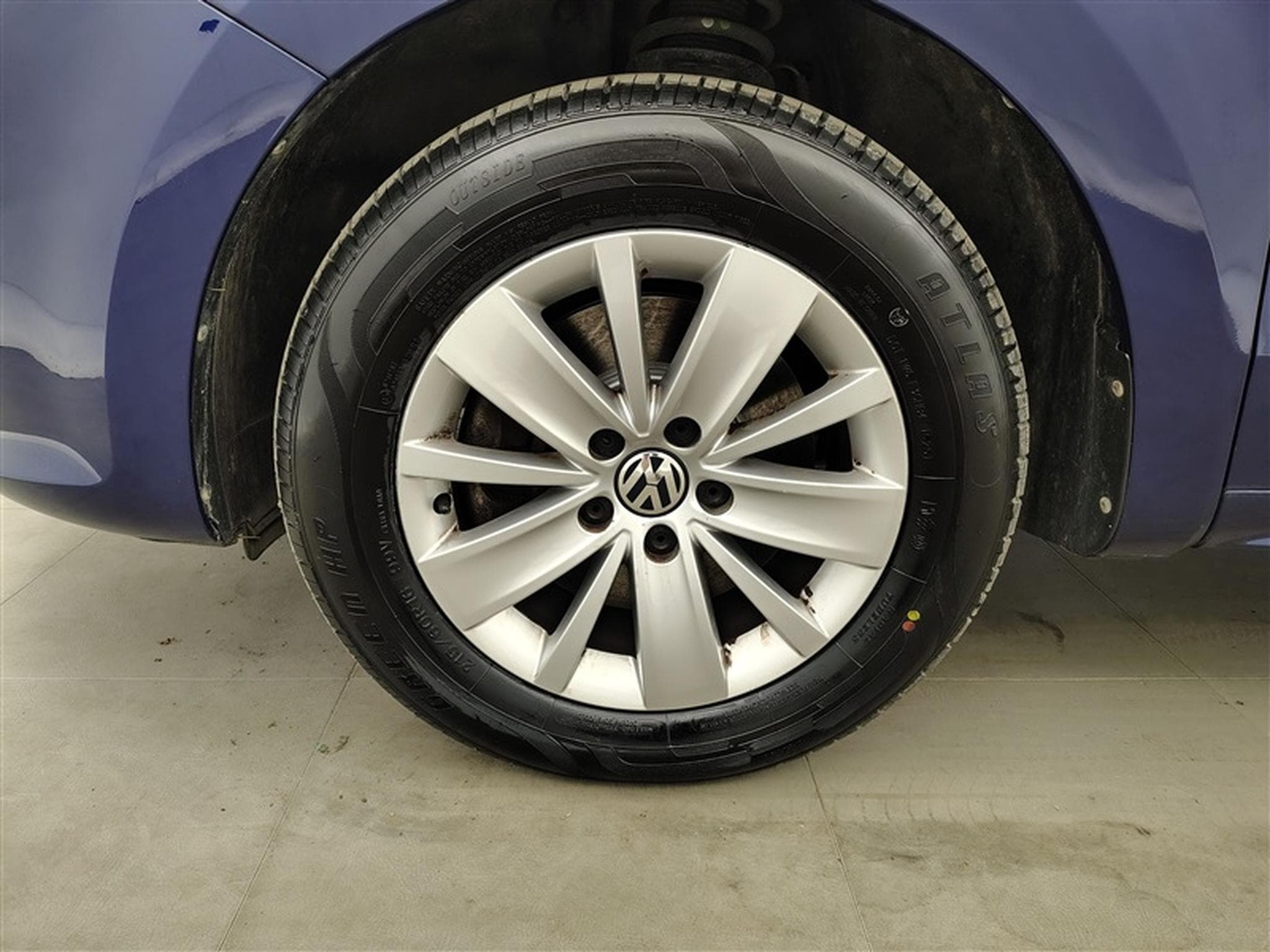 VW Sharan 2.0 TDi Highline 7PL/NAVI/TO PANO/JA/PDC AV AR (2020) - Photo 6