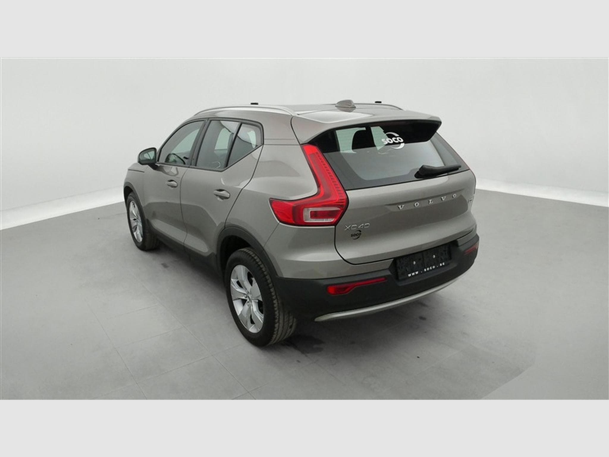 Volvo XC40 2.0 D3 Momentum Pro Geartronic Navi / Led (2021) - Photo 2