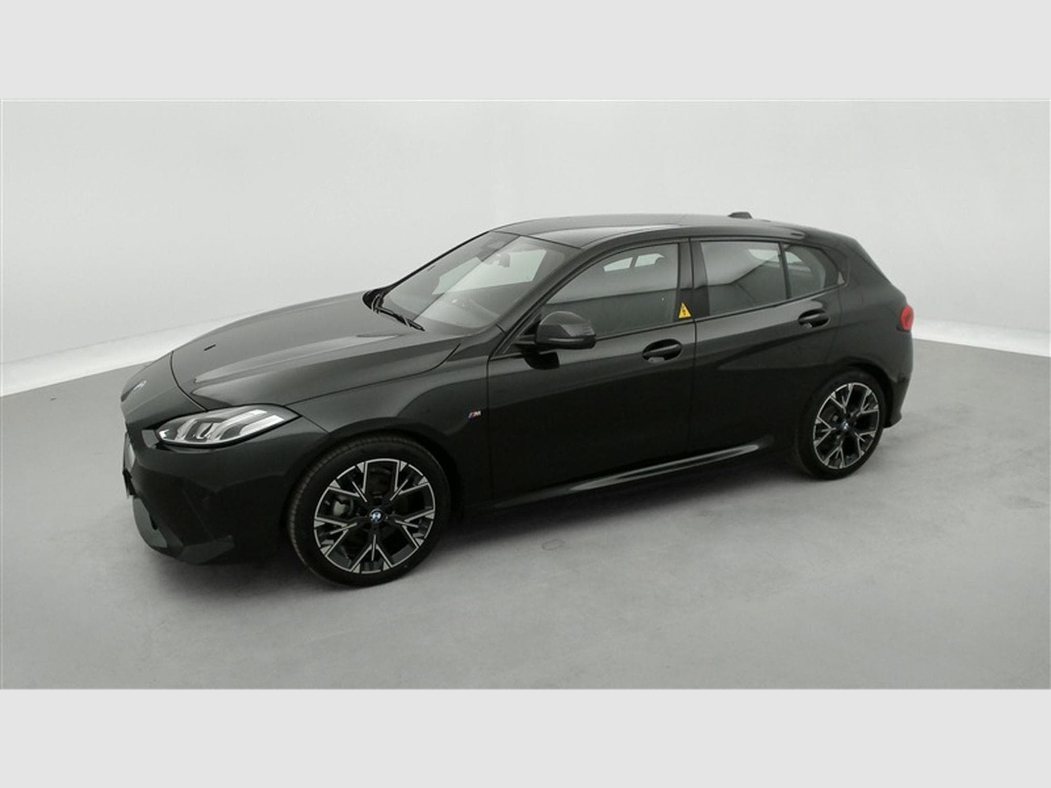 BMW 120 120iA Pack M NAVI / FULL LED / CAMERA / JA 18" (2025) - Photo 21