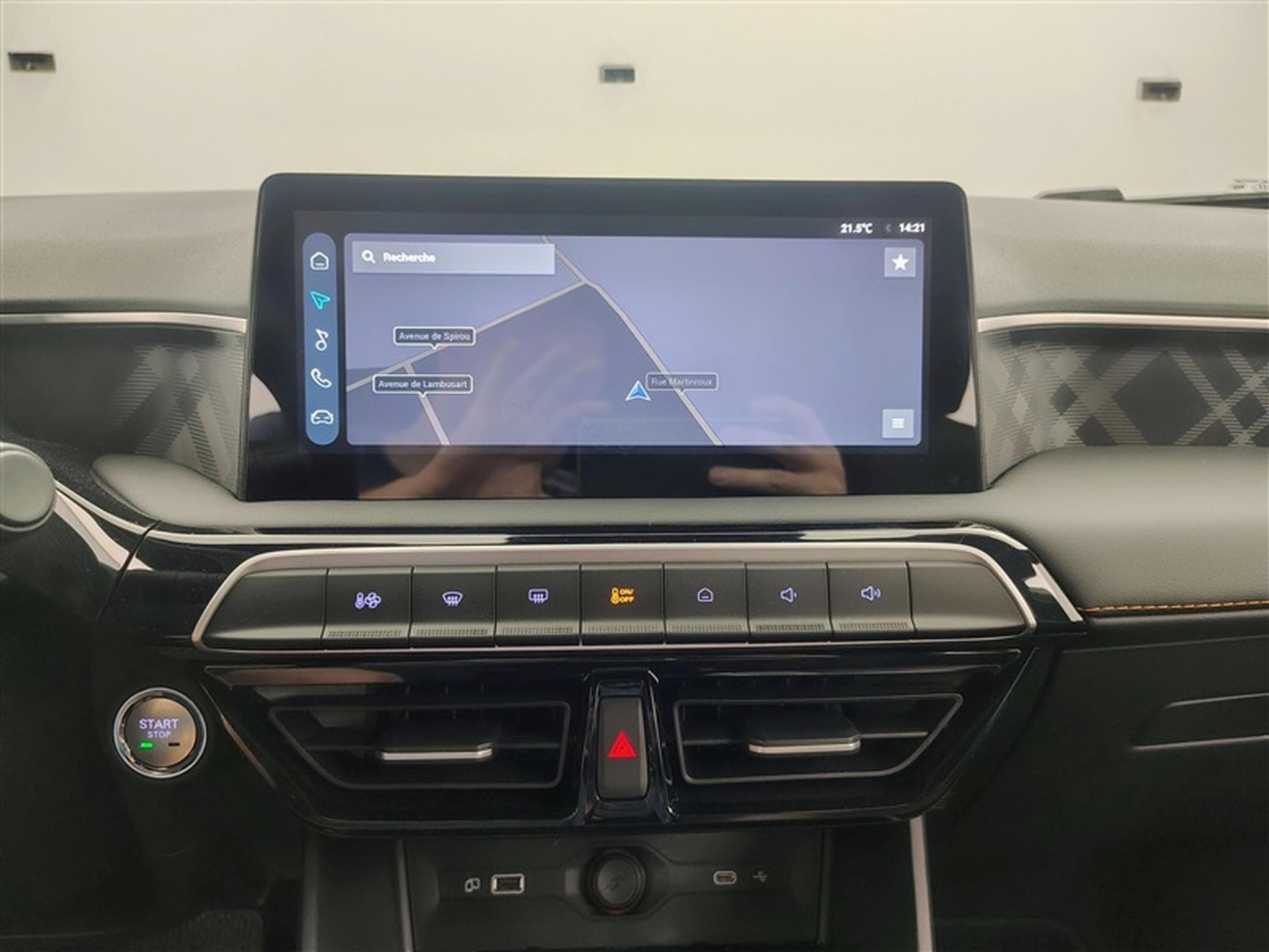 MG MG3 1.5 Hybrid+ Luxury NAVI / FULL LED / CAMERA 360° / JA 16" (2026) - Photo 11