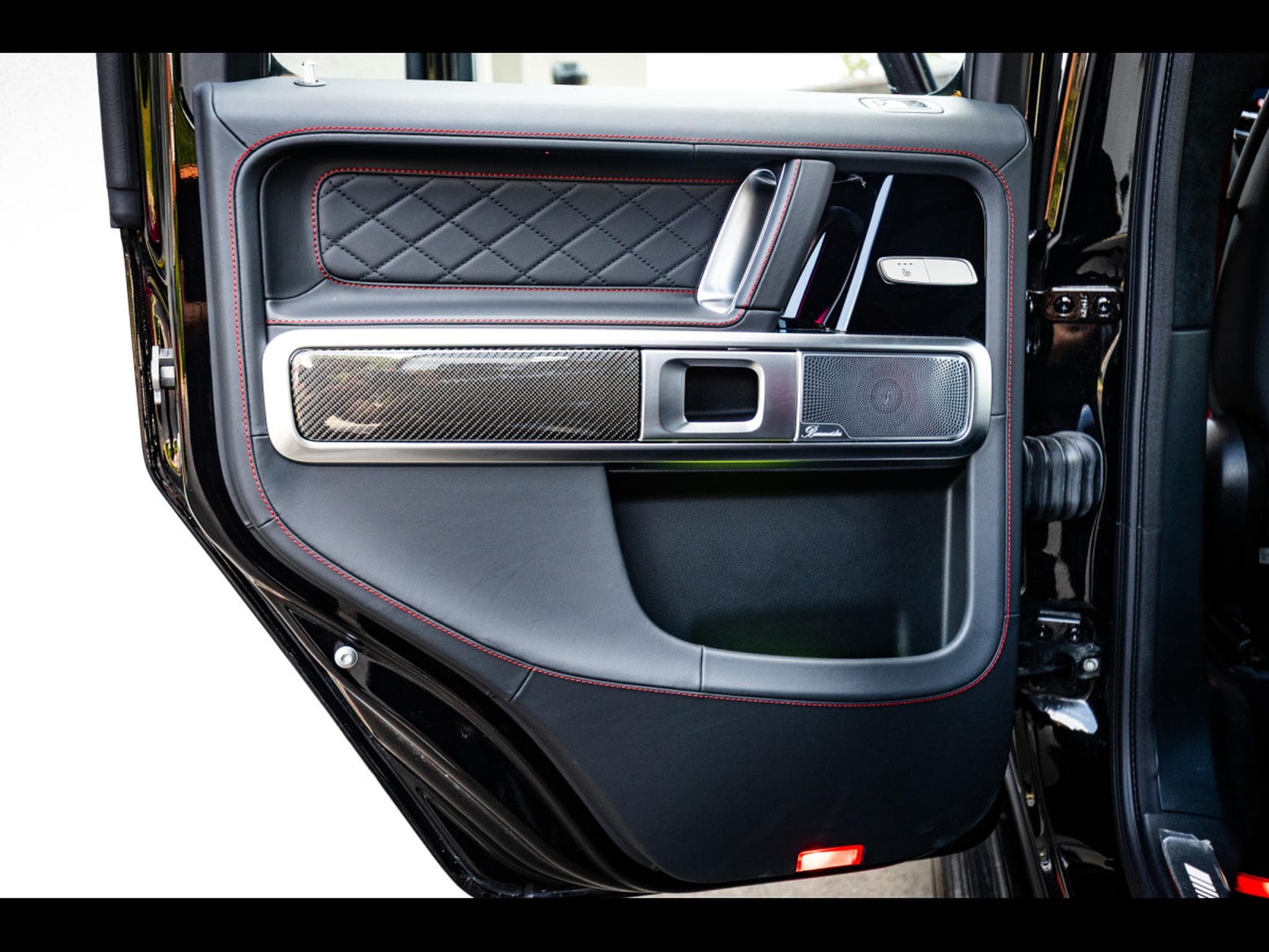 Mercedes G 63 AMG V8 BI-TURBO (FACELIFT) – PACK NIGHT - OBSIDIAN BLACK METALLI (2025) - Photo 22