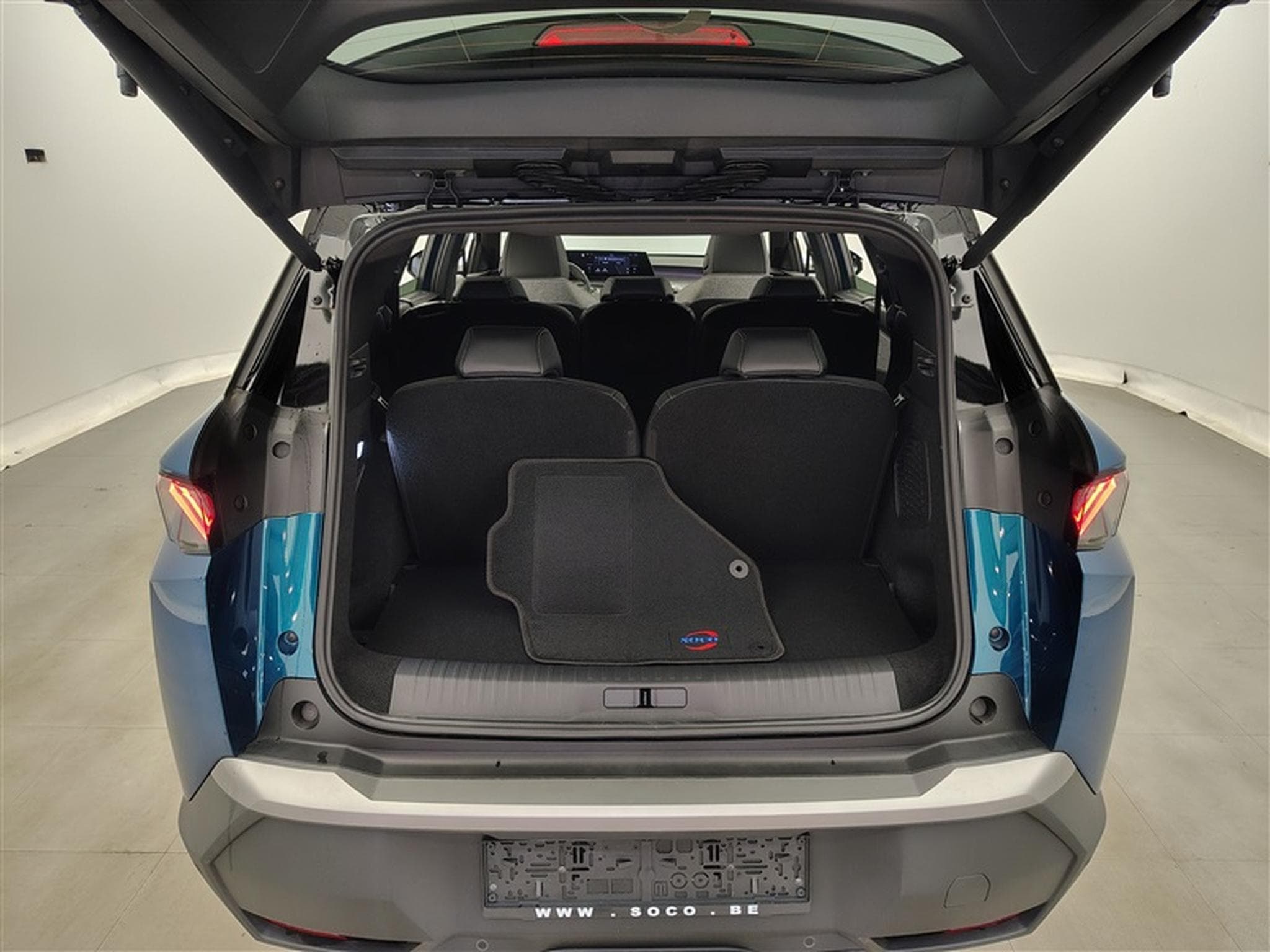 Peugeot 5008 1.2 HYBRID 145cv e-DSC6 GT 7pl. NAVI / FULL LED / PANO / CAM (2025) - Photo 14