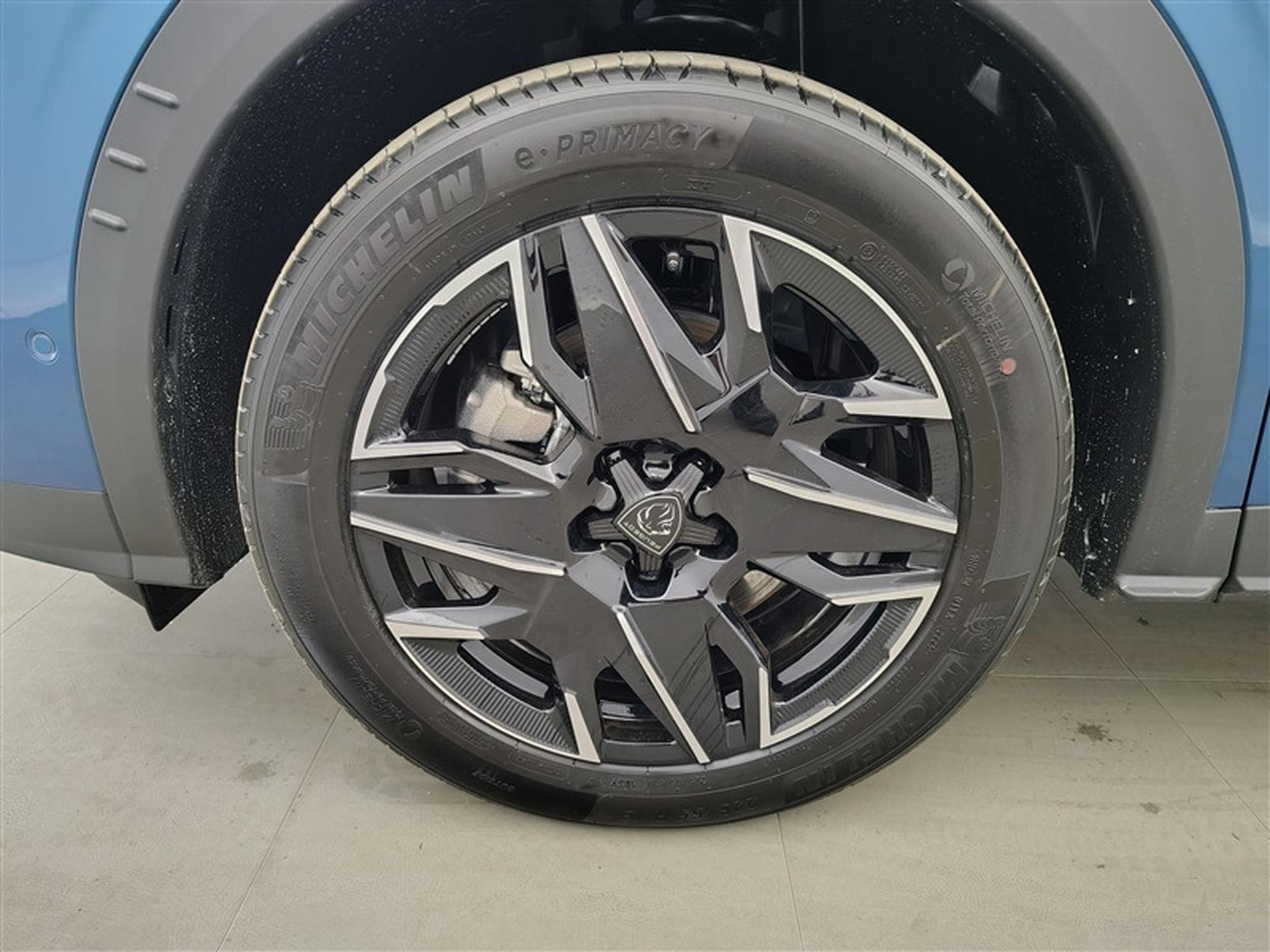 Peugeot 5008 1.2 HYBRID 145cv e-DSC6 GT 7pl. NAVI / FULL LED / PANO / CAM (2025) - Photo 6