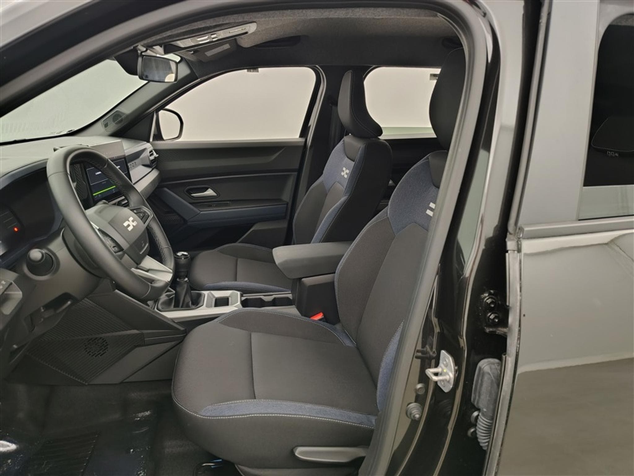 Dacia Duster 1.2 TCe Journey (2024) - Photo 7