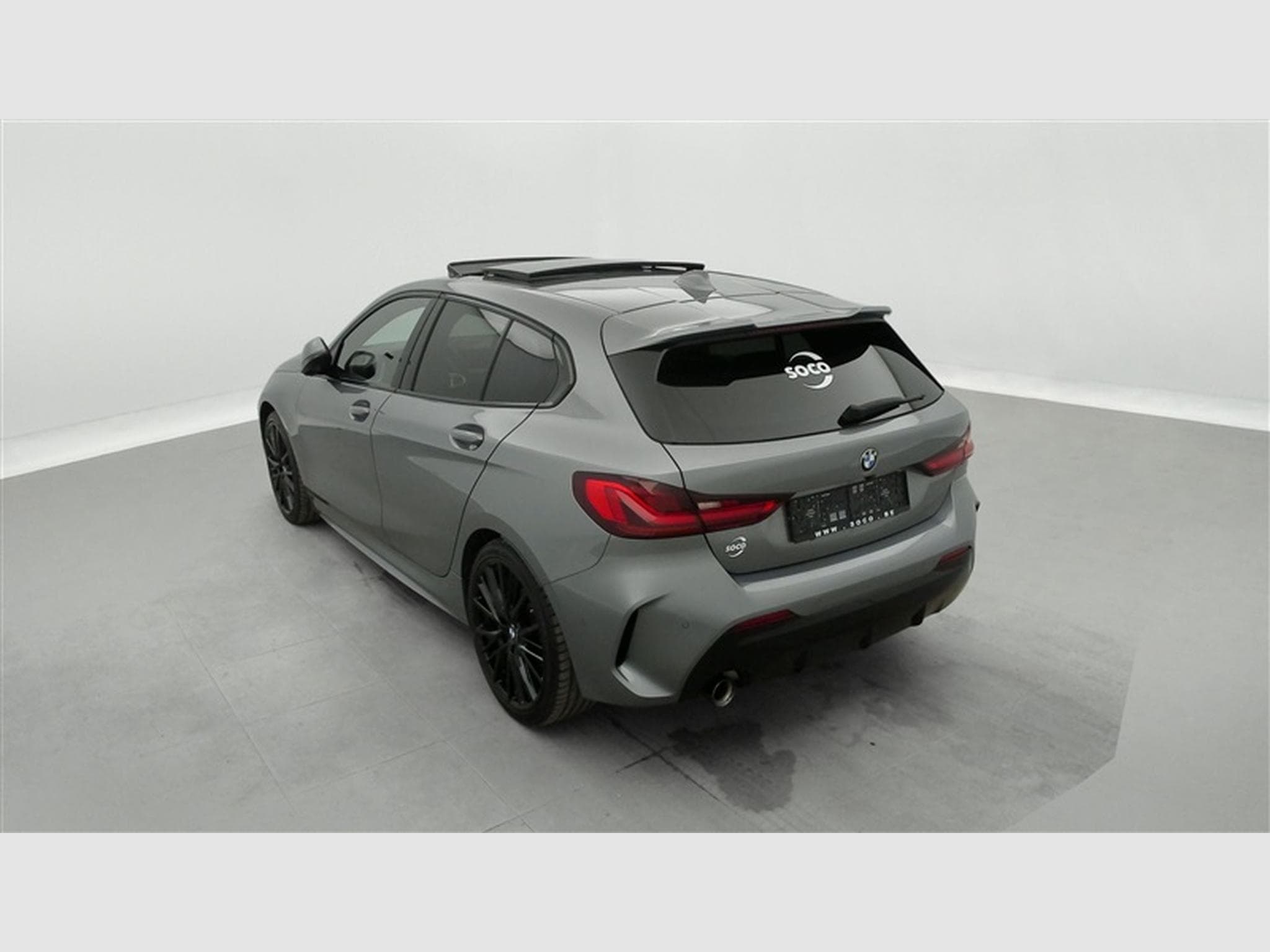 BMW 118 118iA Pack M NAVI / CARPLAY / CAMERA / TO PANO (2024) - Photo 2