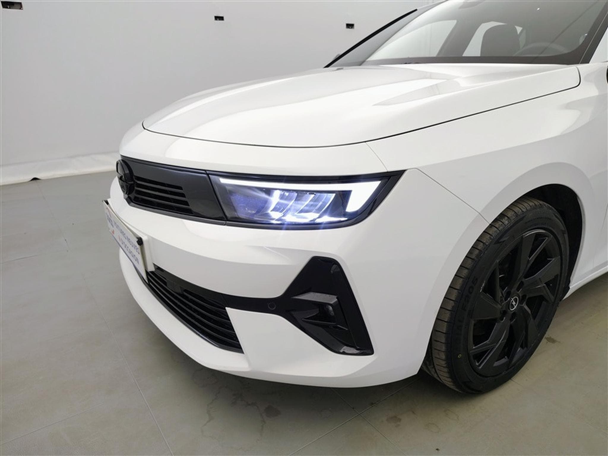 Opel Astra 1.2 Turbo 130cv GS NAVI / FULL LED / ALCANTARA / CAMERA 360 (2024) - Photo 15
