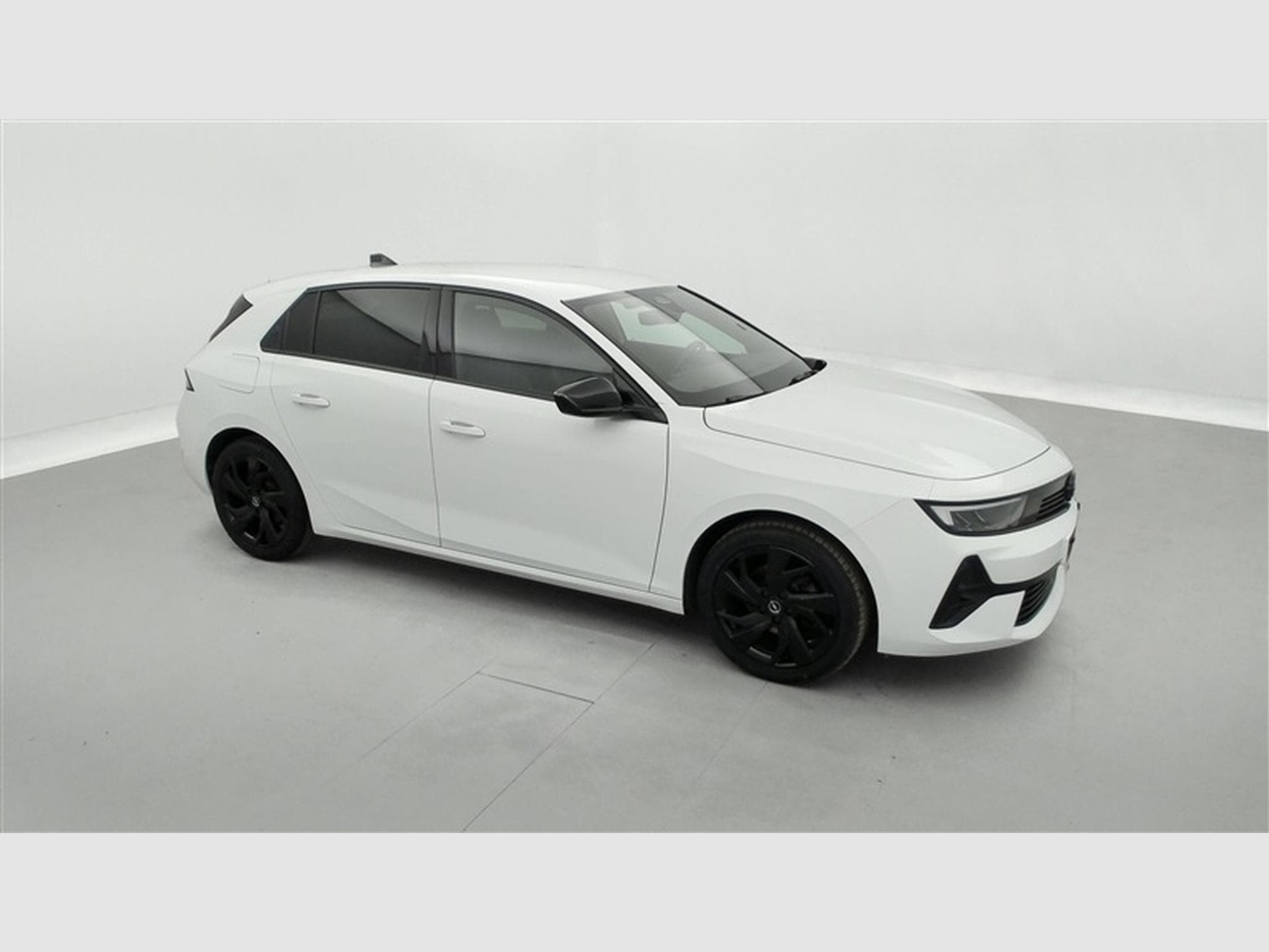 Opel Astra 1.2 Turbo 130cv GS NAVI / FULL LED / ALCANTARA / CAMERA 360 (2024) - Photo 22