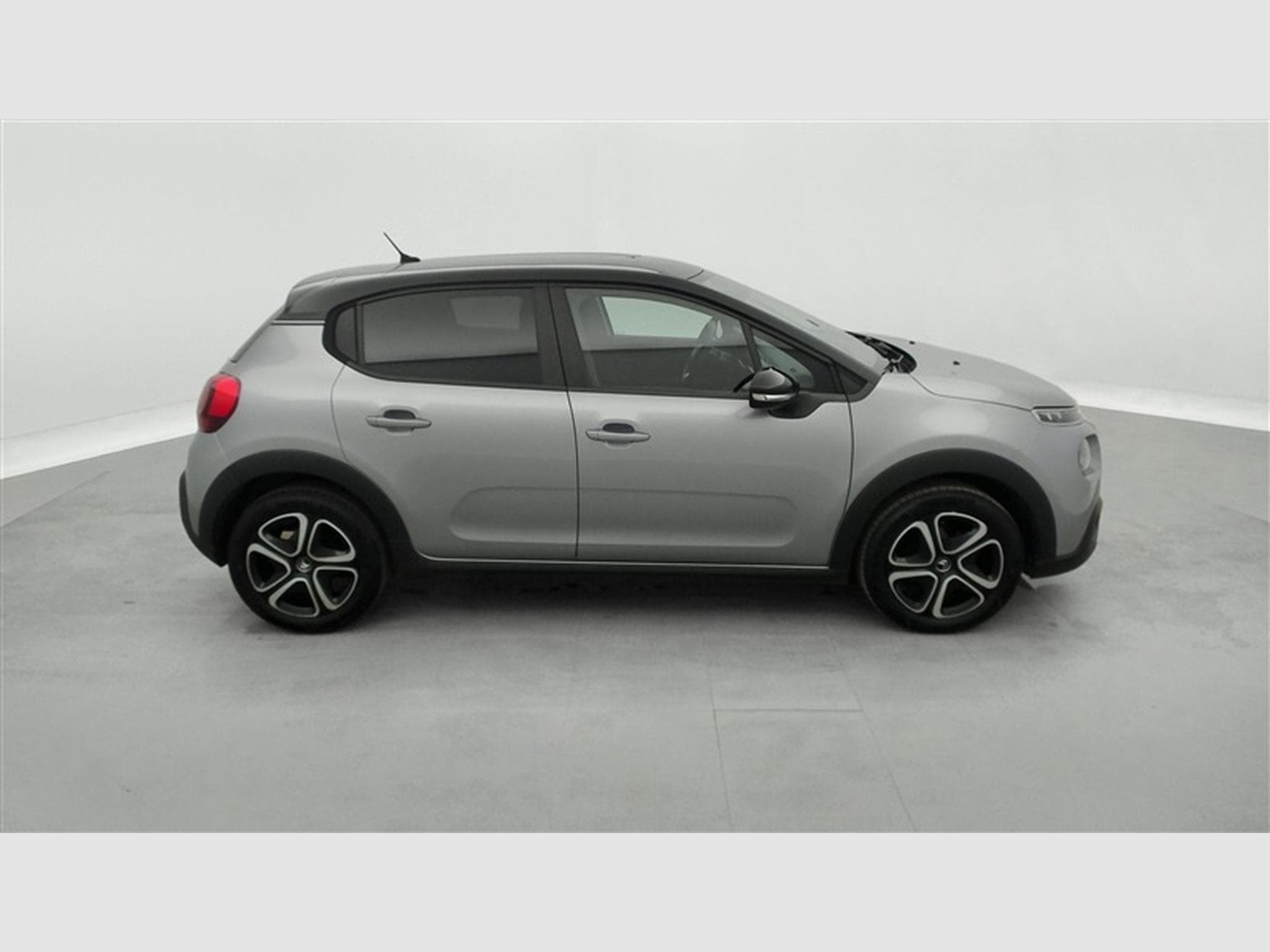 Citroen C3 1.2i PureTech Feel S&S (2020) - Photo 24