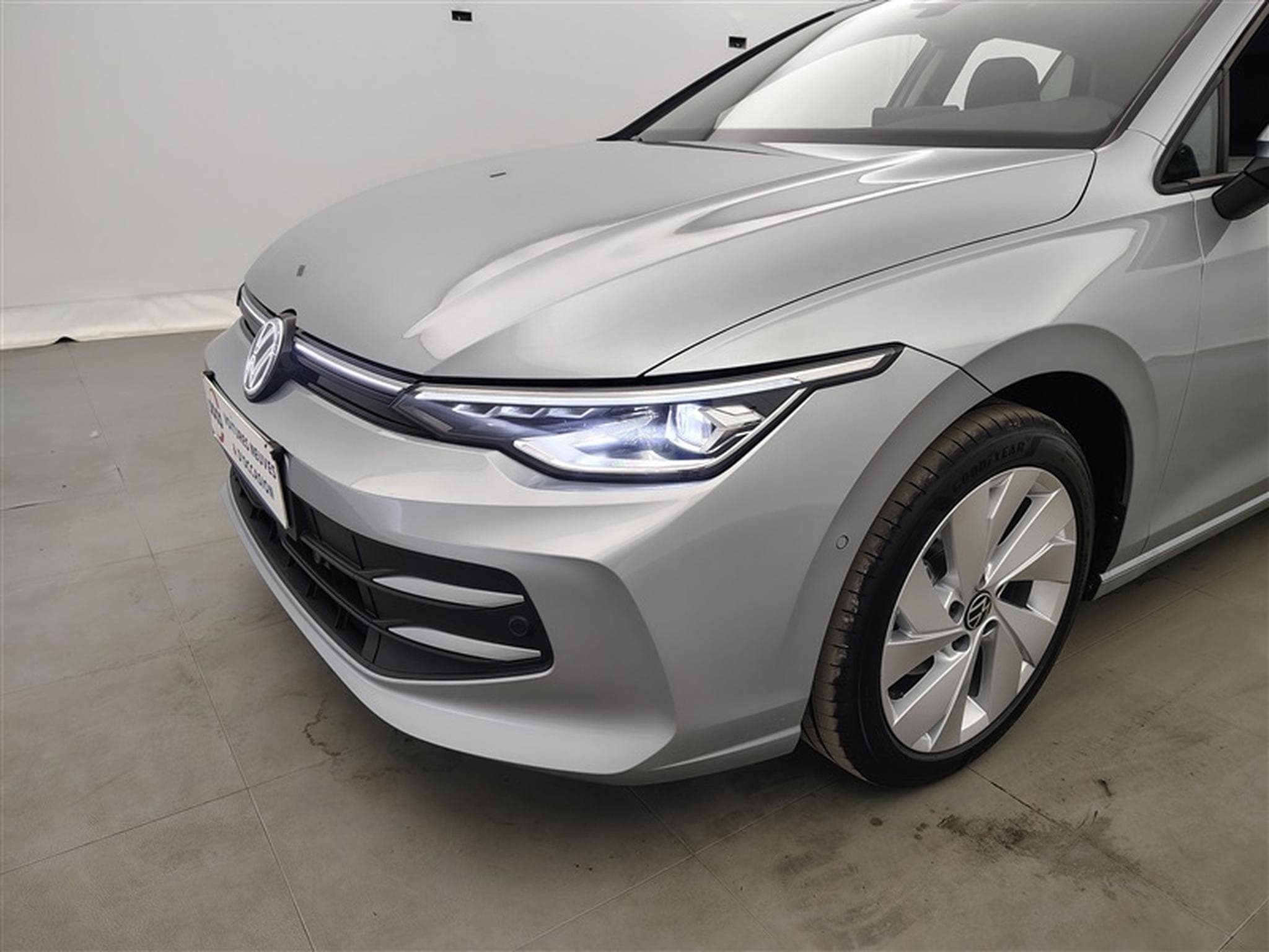 VW Golf 1.5 eTSI 115cv DSG Prime CARPLAY / FULL LED / CAMERA / JA 17 (2026) - Photo 15