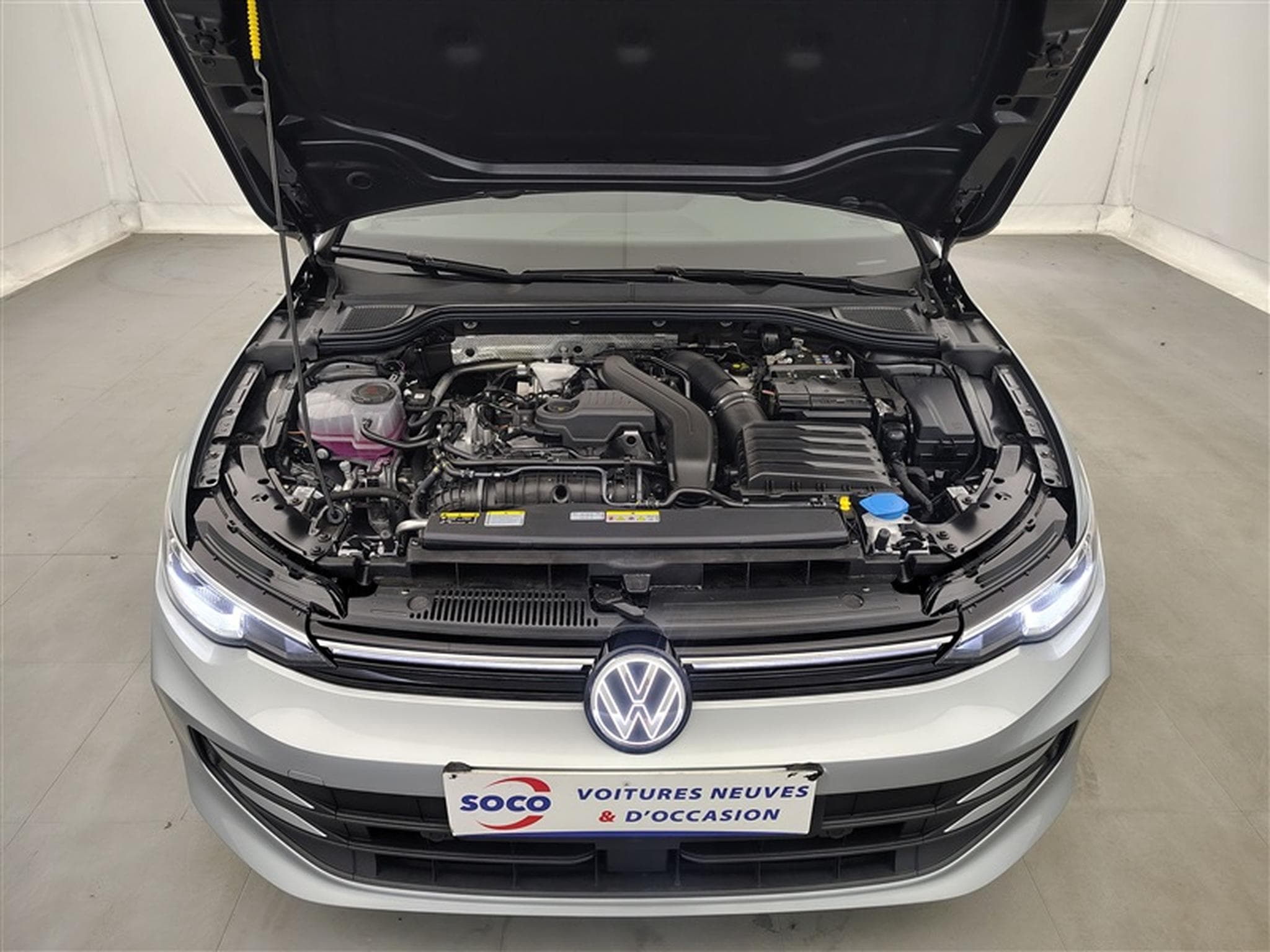 VW Golf 1.5 eTSI 115cv DSG Prime CARPLAY / FULL LED / CAMERA / JA 17 (2026) - Photo 19