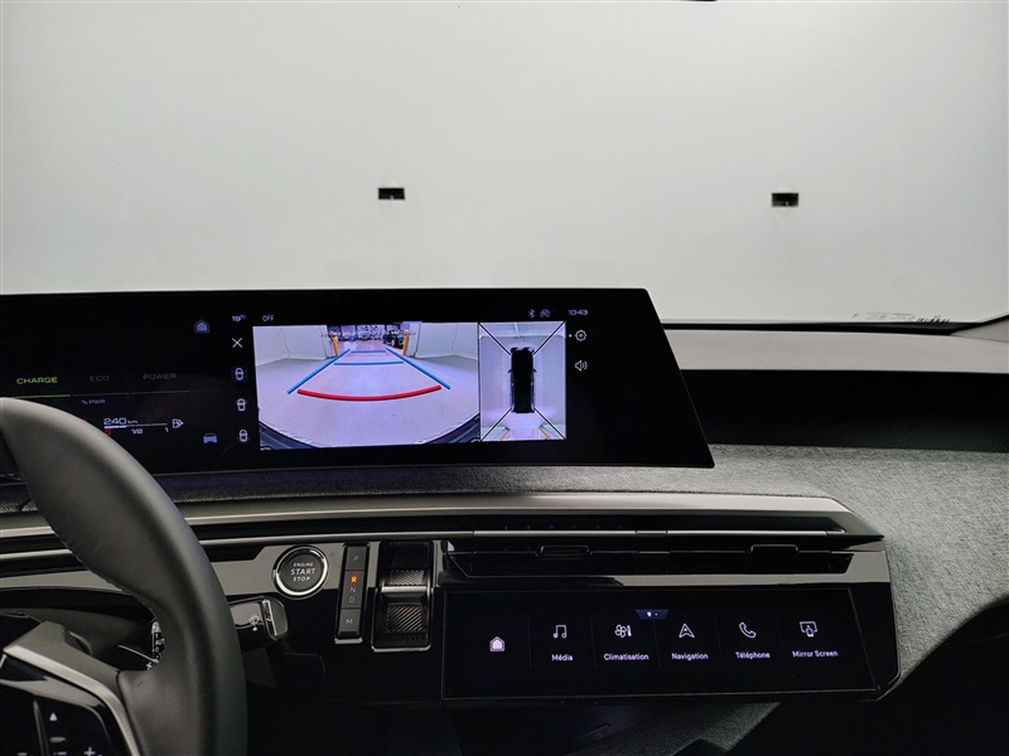 Peugeot 5008 1.2 HYBRID 145cv e-DSC6 Allure 7PL / NAVI / CAMERA360° (2025) - Photo 18