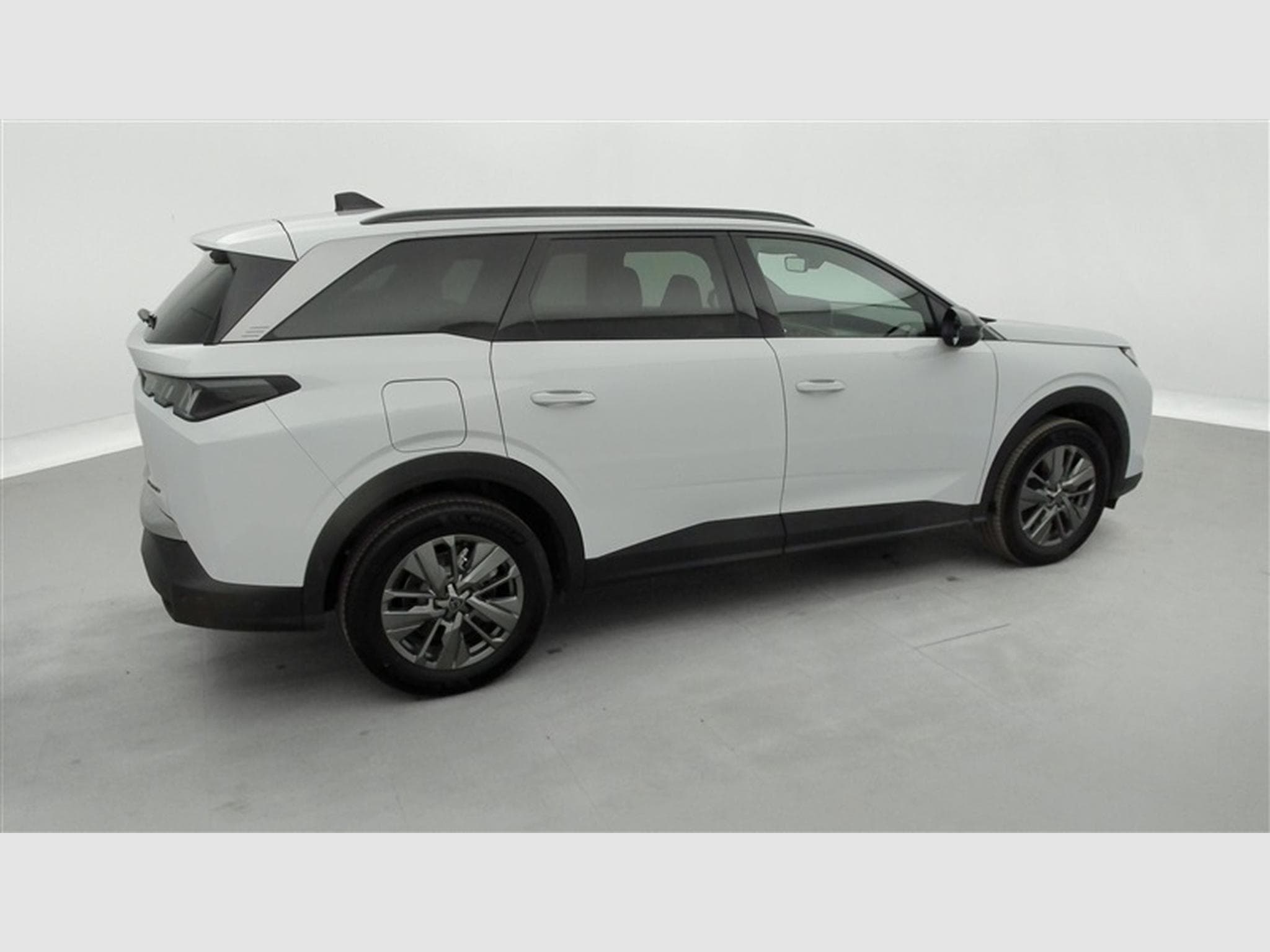 Peugeot 5008 1.2 HYBRID 145cv e-DSC6 Allure 7PL / NAVI / CAMERA360° (2025) - Photo 25