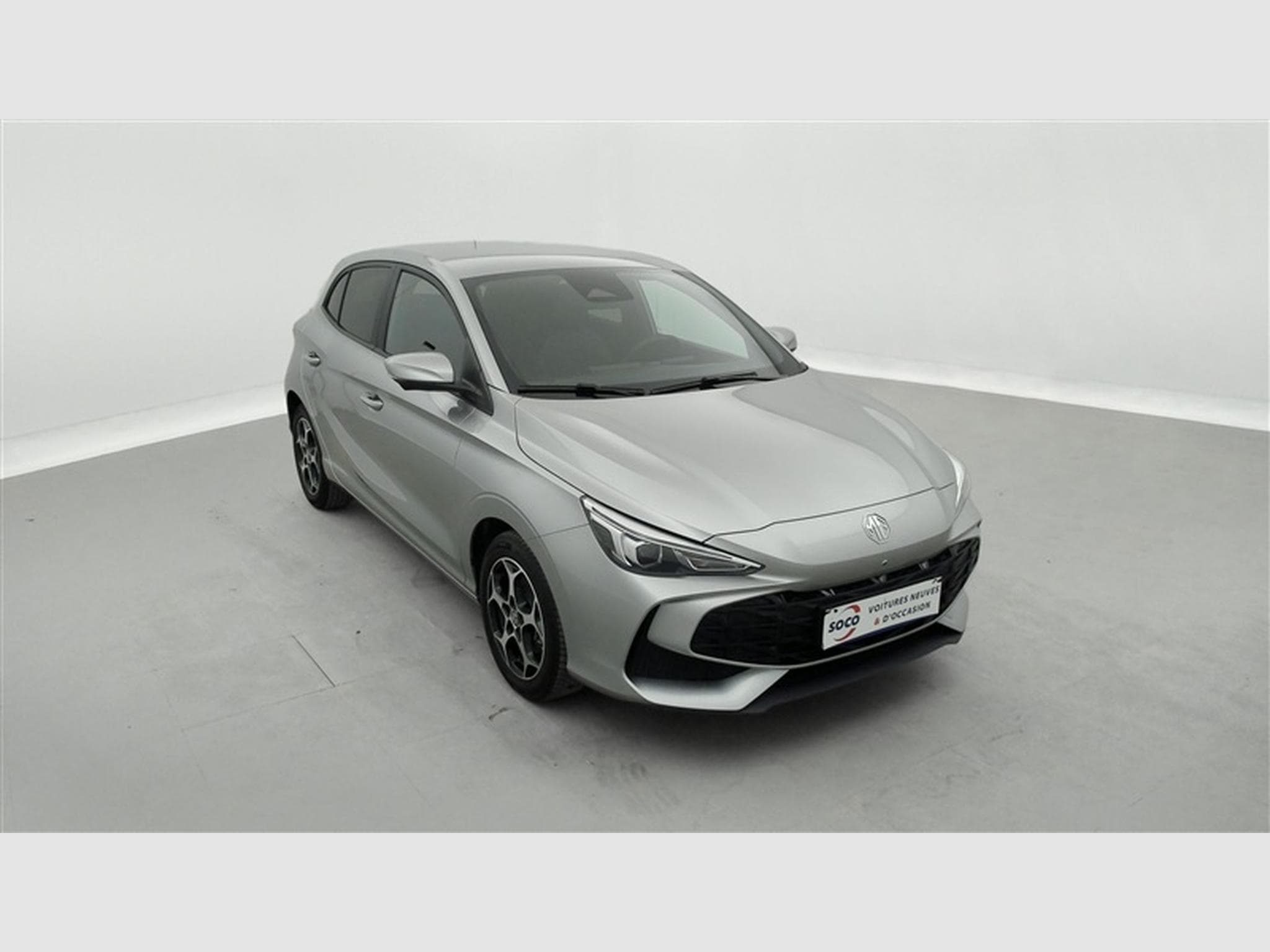 MG MG3 1.5 Hybrid BVA Luxury NAVI / FULL LED / CUIR PARTIEL / CAM (2024) - Photo 17