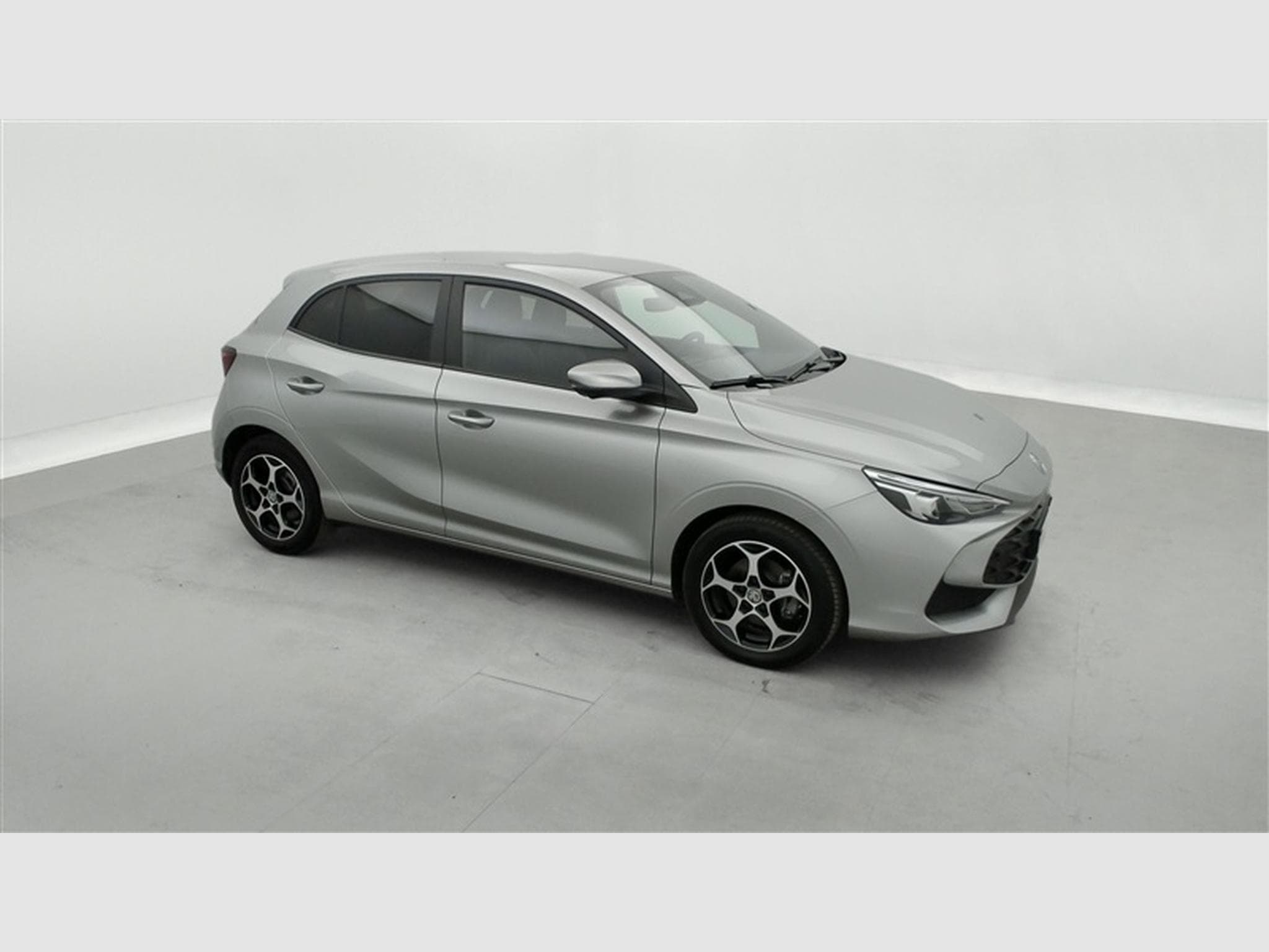 MG MG3 1.5 Hybrid BVA Luxury NAVI / FULL LED / CUIR PARTIEL / CAM (2024) - Photo 18