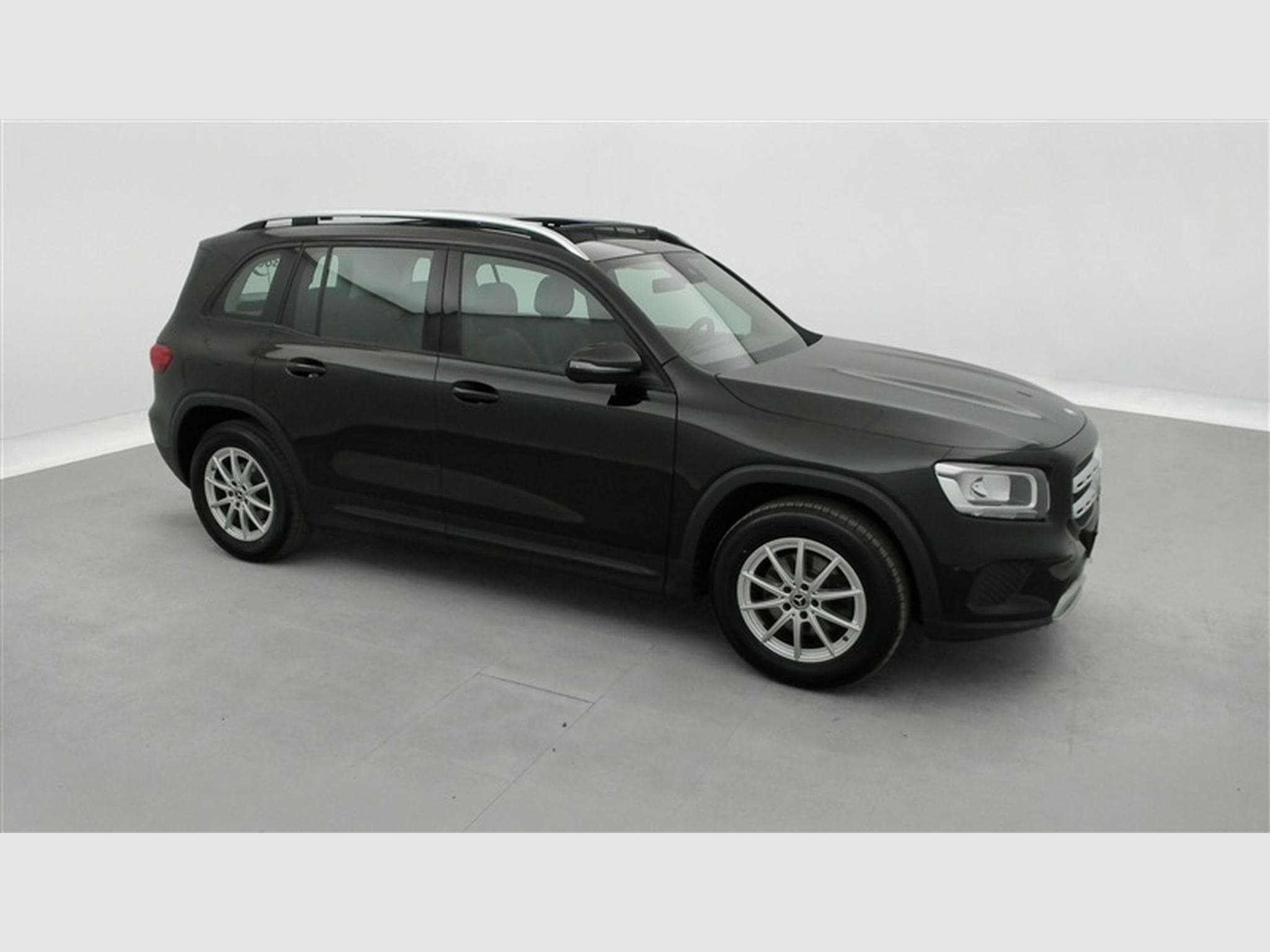 Mercedes GLB 180 GLB180 Business Line S-CUIR/NAVI/TO PANO/JA/PDC (2022) - Photo 21