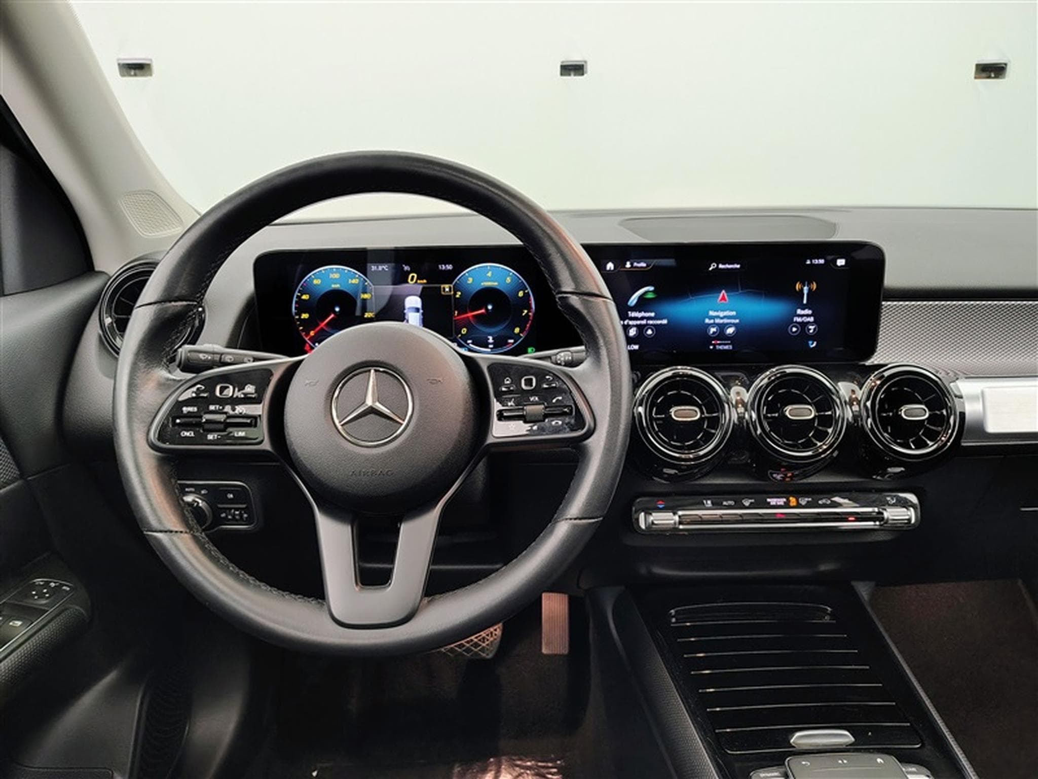 Mercedes GLB 180 GLB180 Business Line S-CUIR/NAVI/TO PANO/JA/PDC (2022) - Photo 5