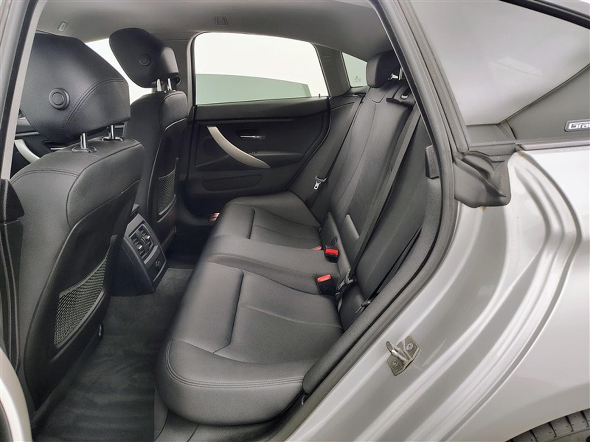 BMW 418 d Gran Coupé Cuir / Navi / Led / PDC av+ar (2020) - Photo 13