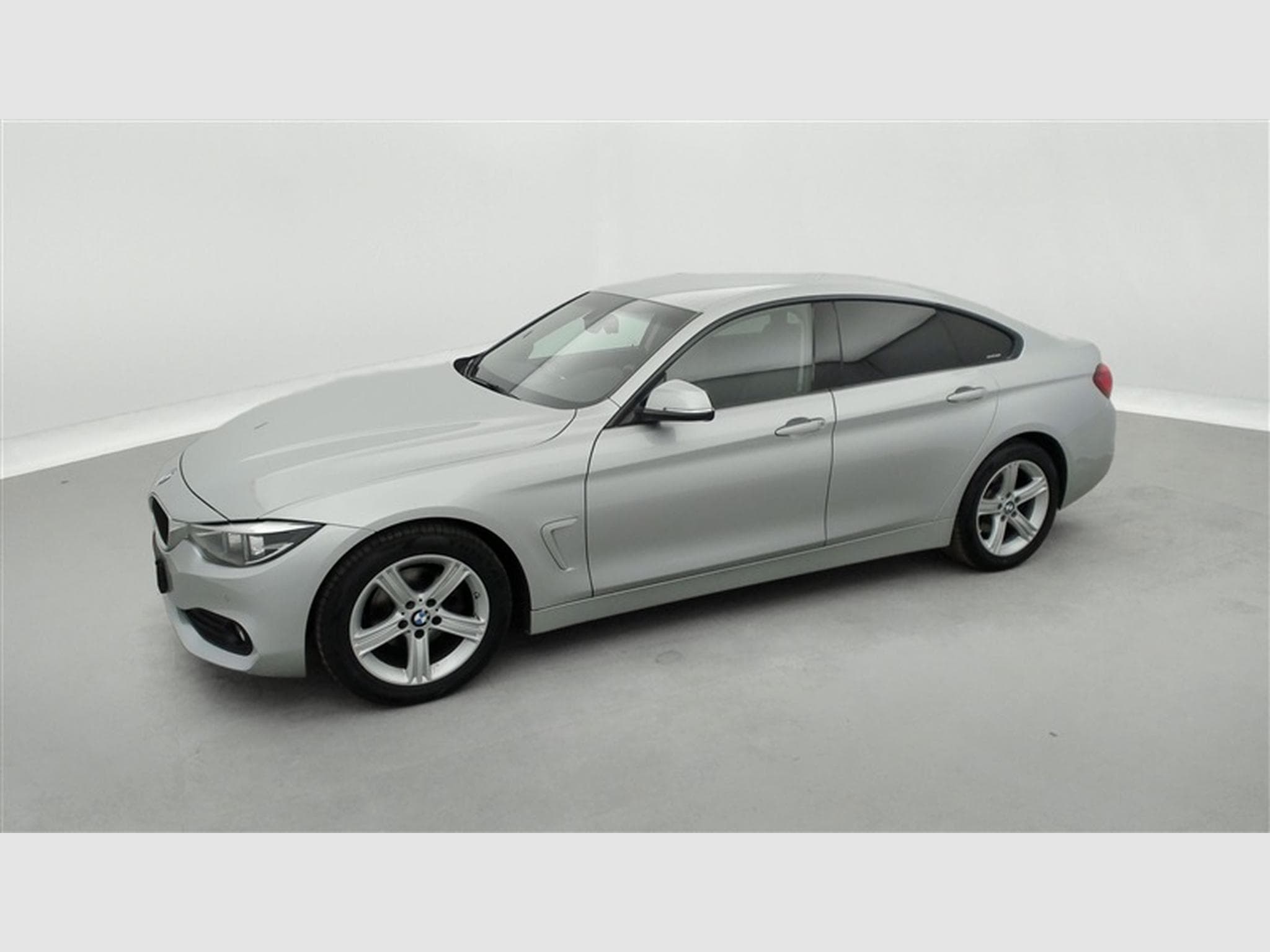 BMW 418 d Gran Coupé Cuir / Navi / Led / PDC av+ar (2020) - Photo 21