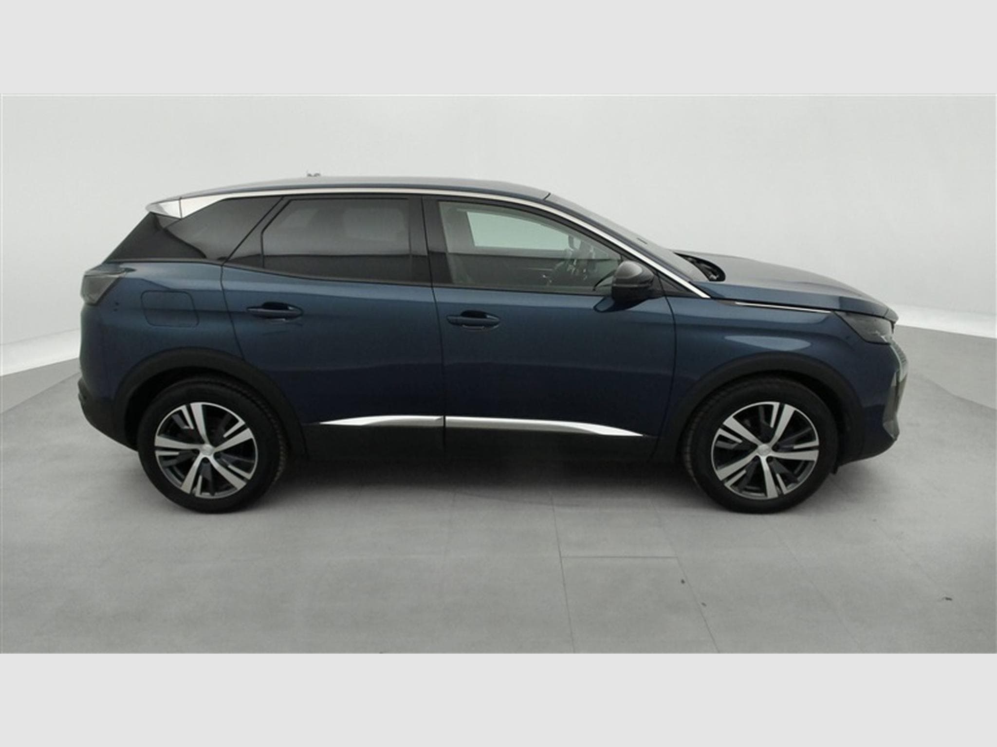 Peugeot 3008 1.5 DIESEL EAT8 Allure Pack S-CUIR / NAVI / FULL LED (2022) - Photo 23