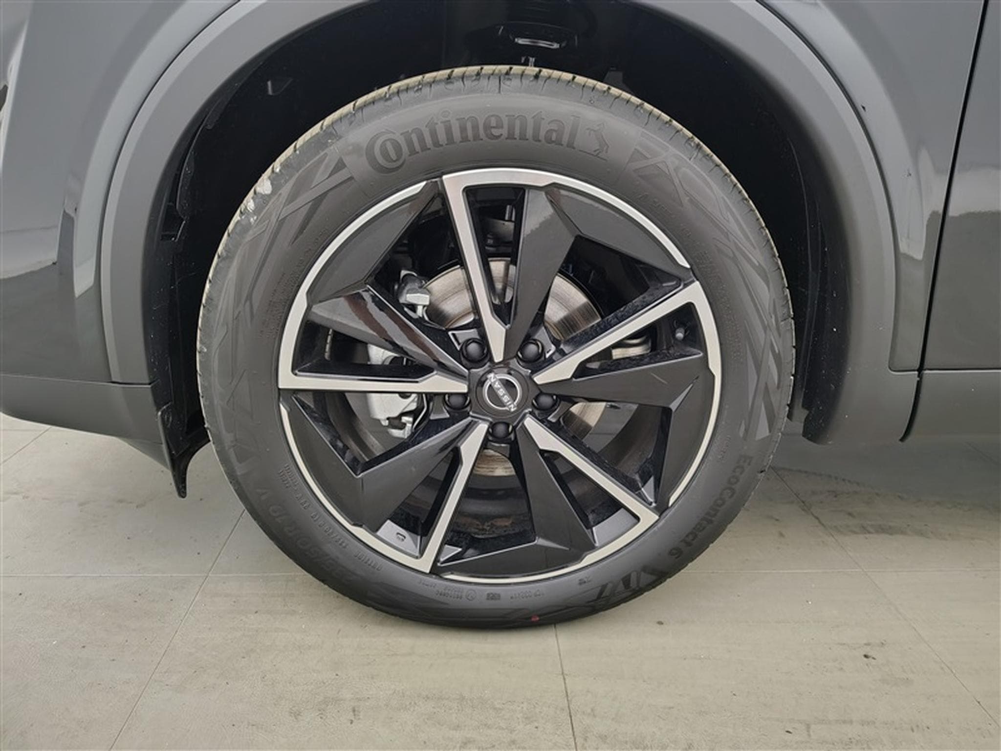 Nissan Qashqai 1.3 DIG-T MHEV X-Tronic Tekna NAVI / FULL LED / CUIR / PANO (2026) - Photo 6