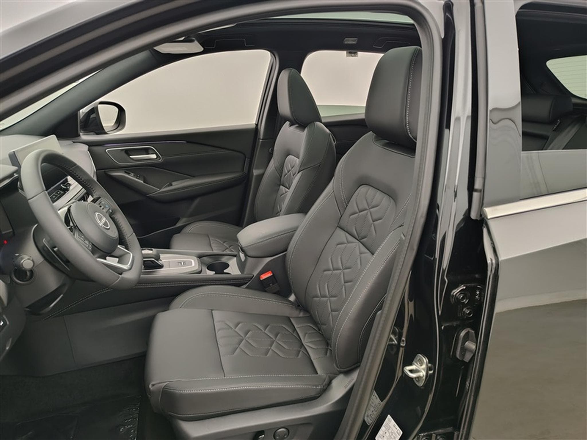 Nissan Qashqai 1.3 DIG-T MHEV X-Tronic Tekna NAVI / FULL LED / CUIR / PANO (2026) - Photo 7