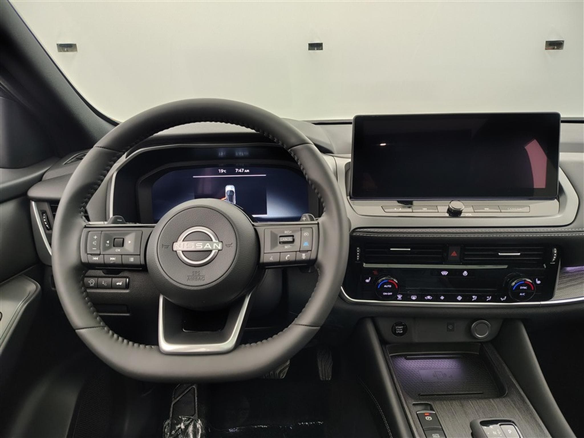 Nissan Qashqai 1.3 DIG-T MHEV X-Tronic Tekna NAVI / FULL LED / CUIR / PANO (2026) - Photo 9