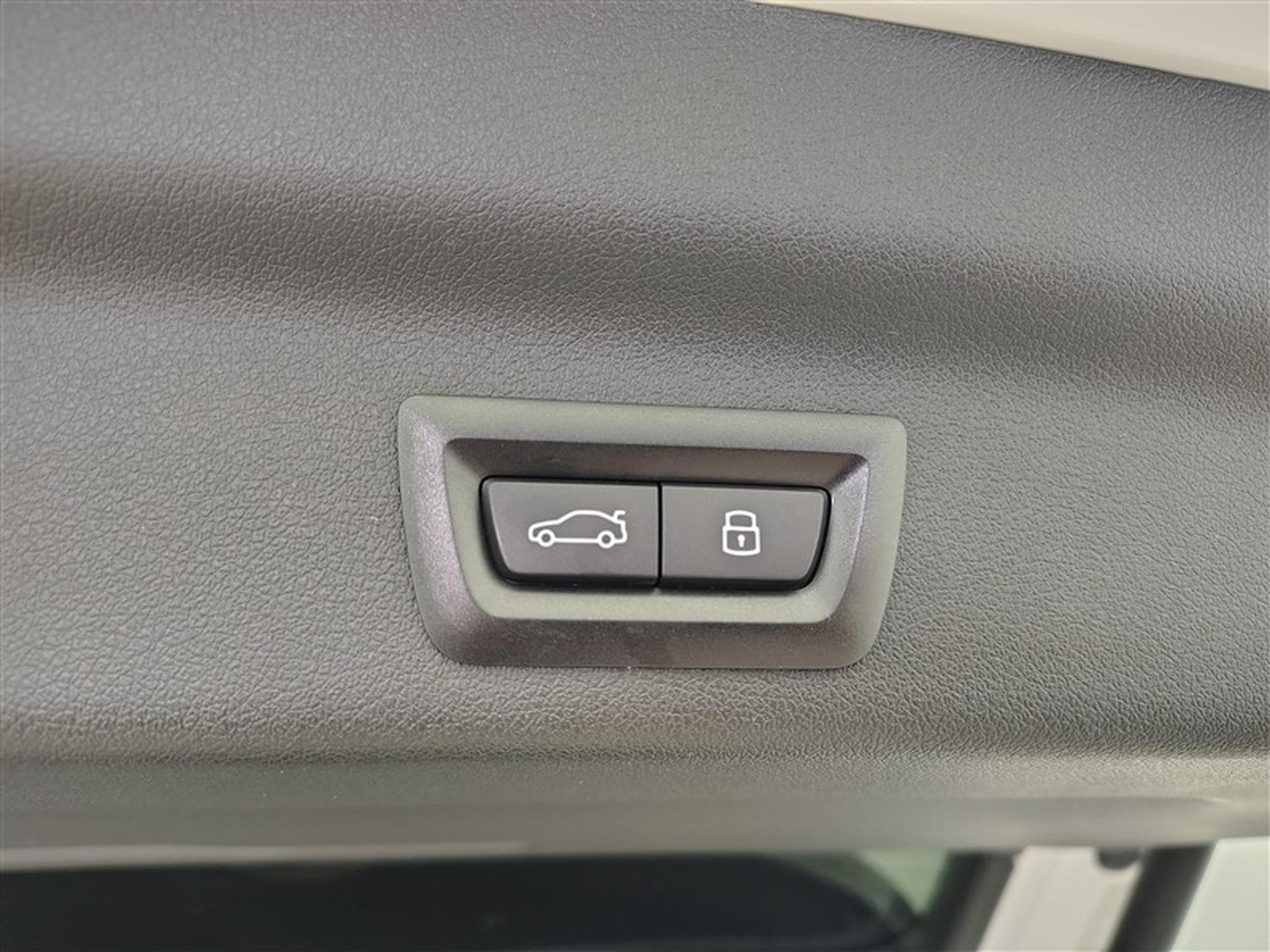 BMW X1 1.5iA sDrive20 MHEV M-Pack (2023) - Photo 18