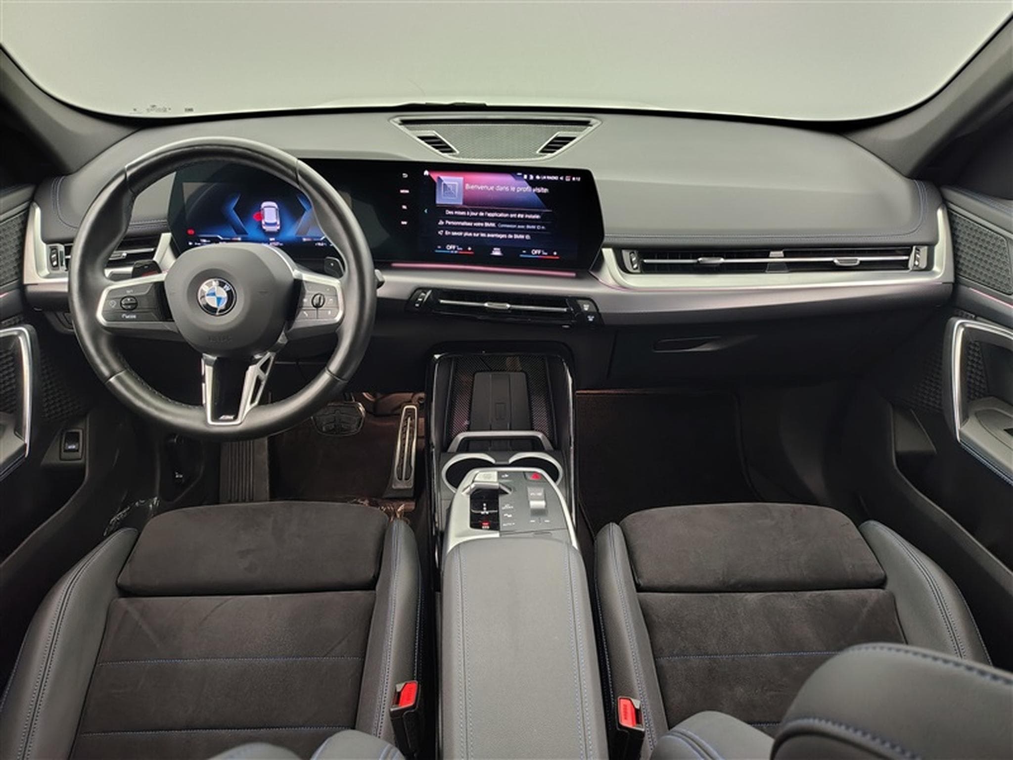 BMW X1 1.5iA sDrive20 MHEV M-Pack (2023) - Photo 8