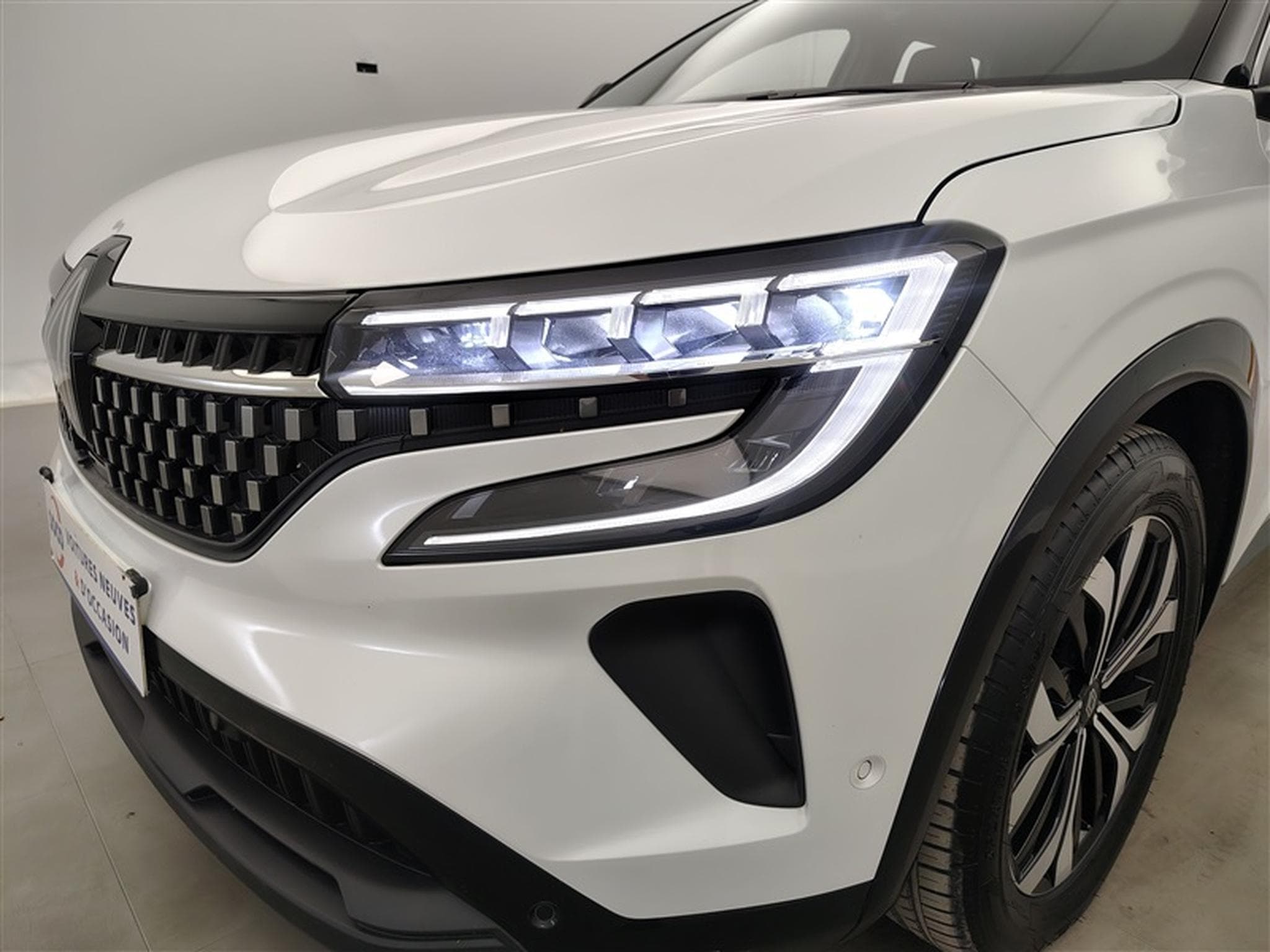 Renault Austral 1.2 E-Tec HEV Techno NAVI / FULL LED / S-CUIR (2024) - Photo 15