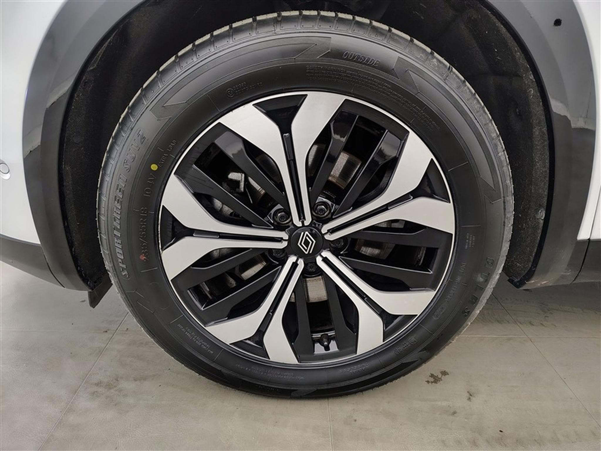 Renault Austral 1.2 E-Tec HEV Techno NAVI / FULL LED / S-CUIR (2024) - Photo 6