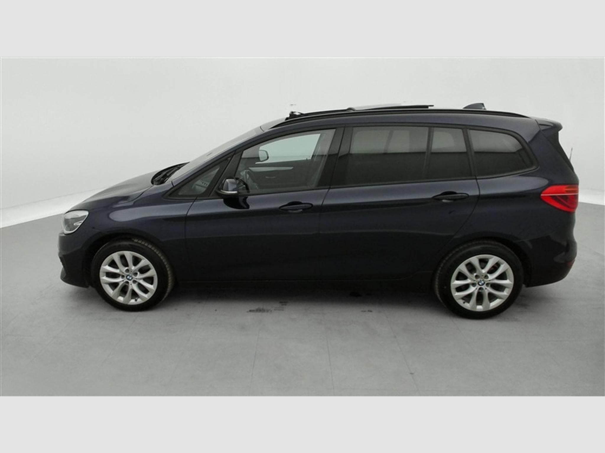 BMW 218 218 dA AdBlue (2018) - Photo 3