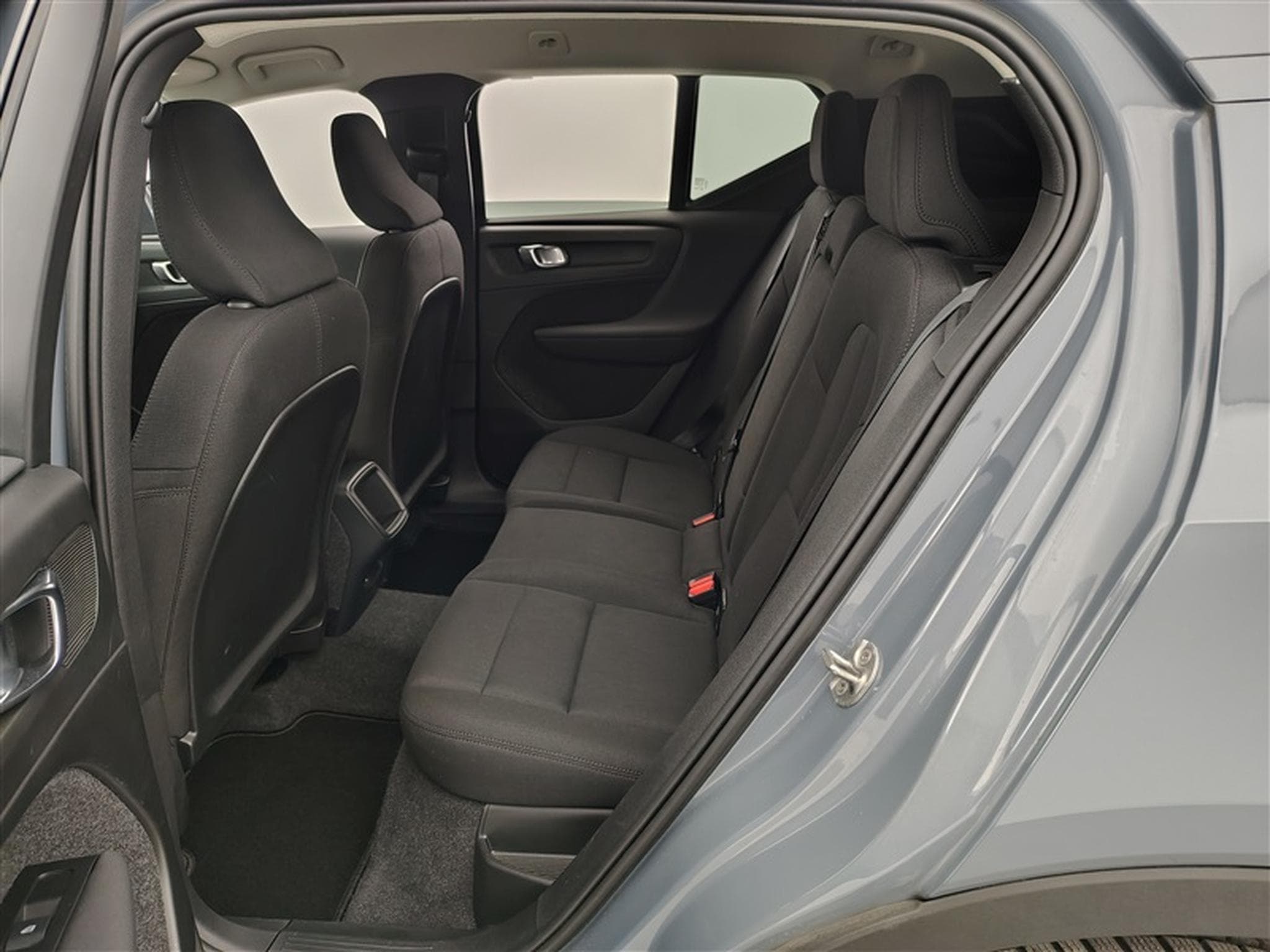 Volvo XC40 1.5 T2 Momentum Navi / Led / PDC av+ar (2021) - Photo 13
