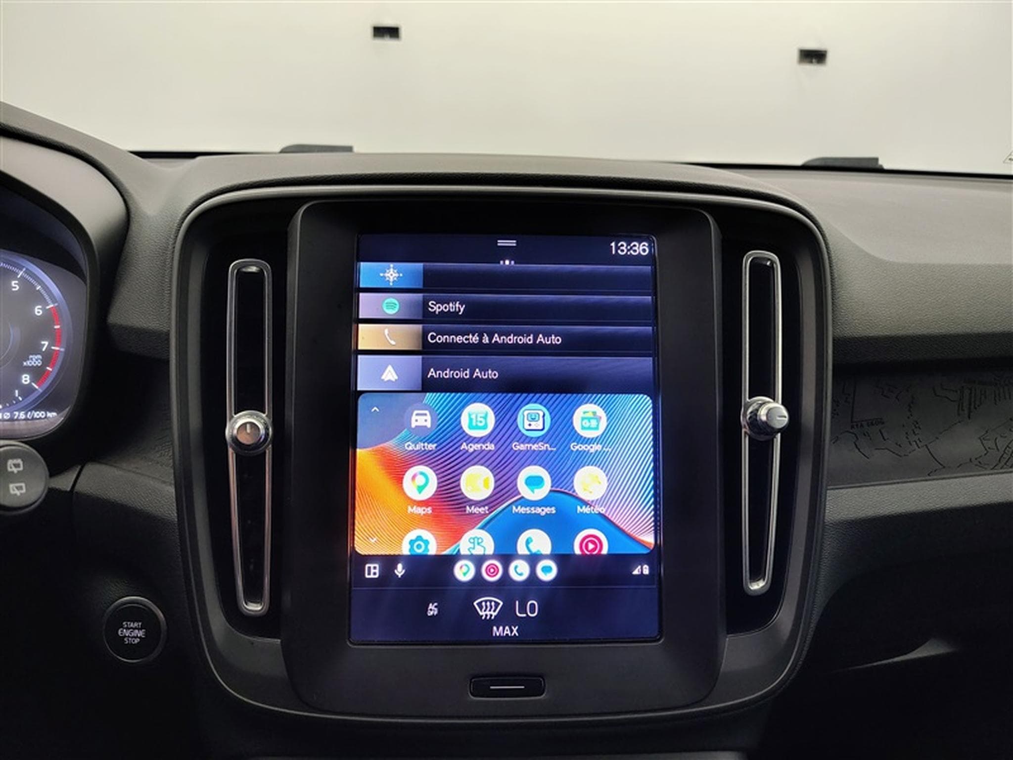 Volvo XC40 1.5 T2 Momentum Navi / Led / PDC av+ar (2021) - Photo 21