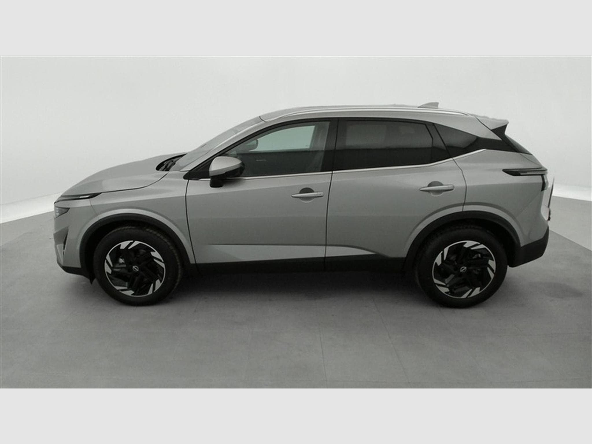 Nissan Qashqai 1.3 DIG-T MHEV X-Tronic N-Connecta CARPLAY / FULL LED / CAM (2026) - Photo 3