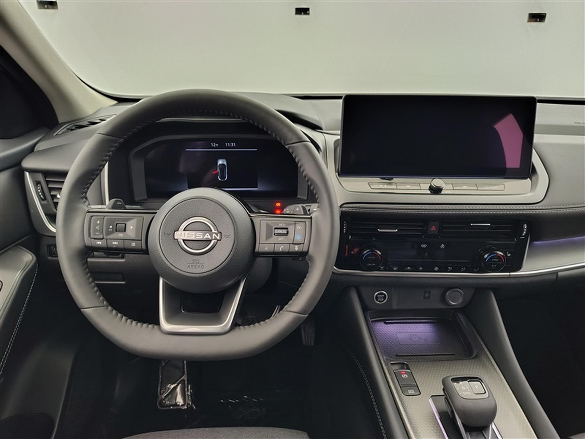 Nissan Qashqai 1.3 DIG-T MHEV X-Tronic N-Connecta CARPLAY / FULL LED / CAM (2026) - Photo 9