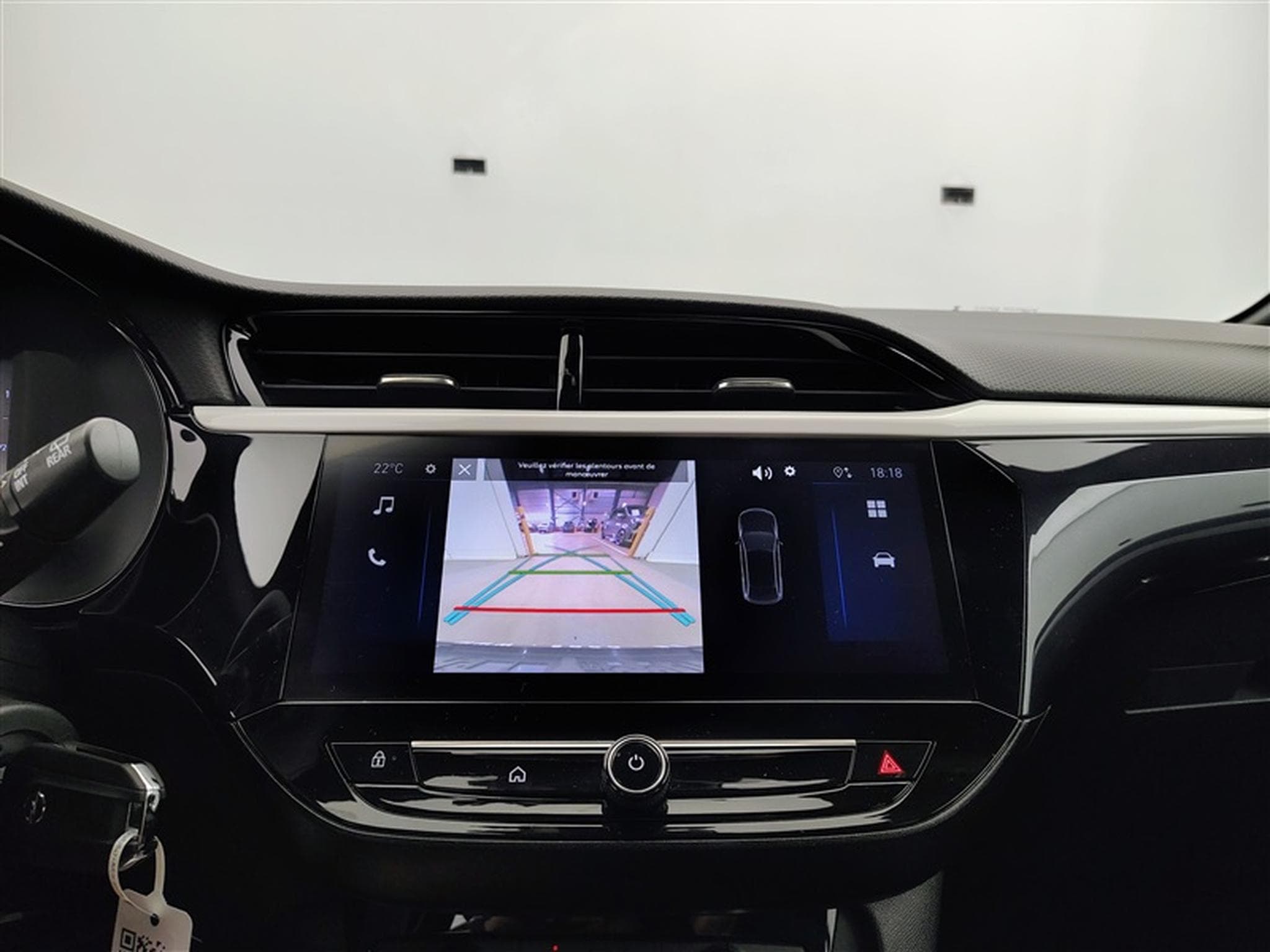 Opel Corsa 1.2 Turbo 100Cv GS CARPLAY / CAMERA / FULL LED / ALU (2025) - Photo 17