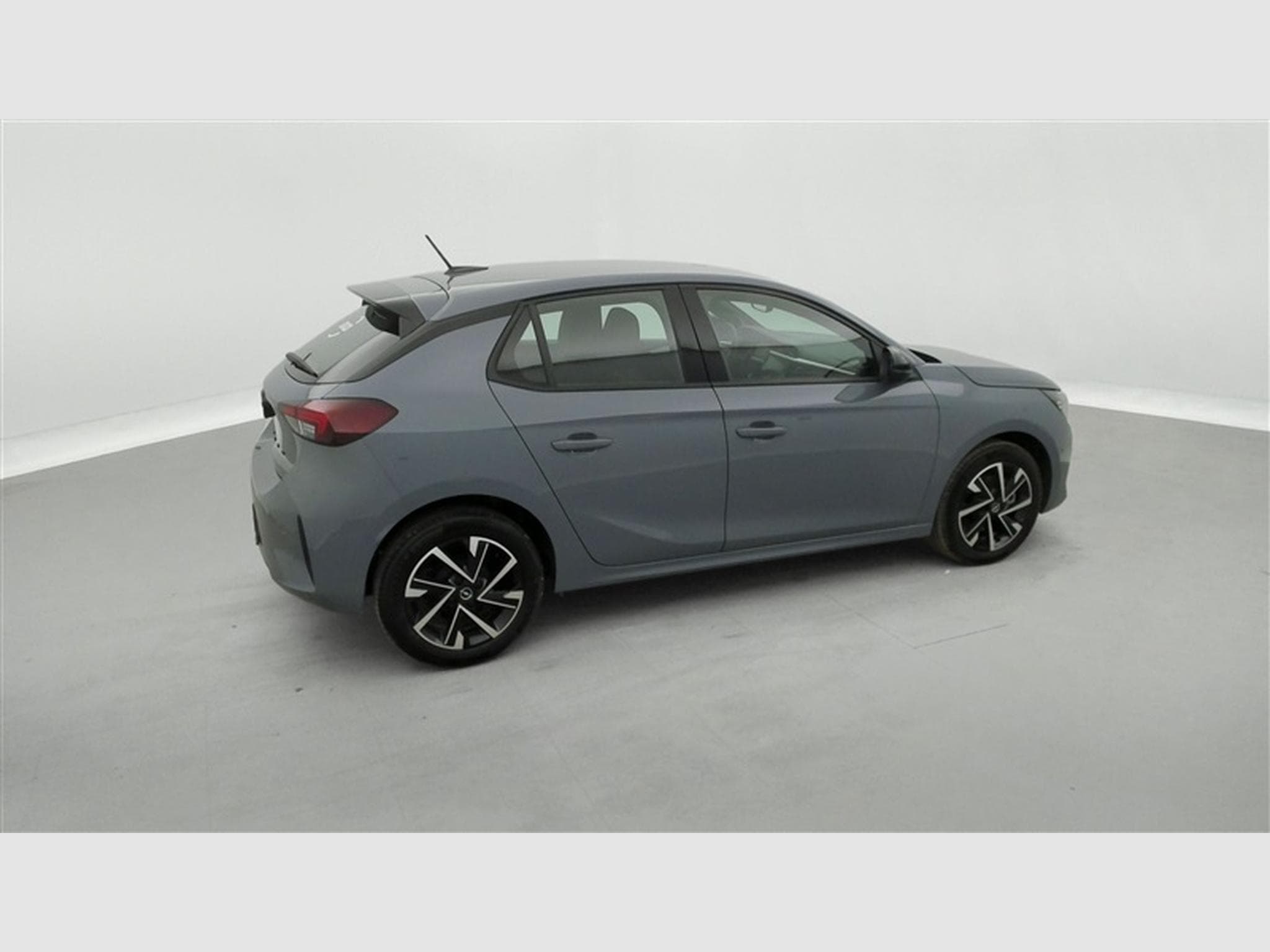 Opel Corsa 1.2 Turbo 100Cv GS CARPLAY / CAMERA / FULL LED / ALU (2025) - Photo 24