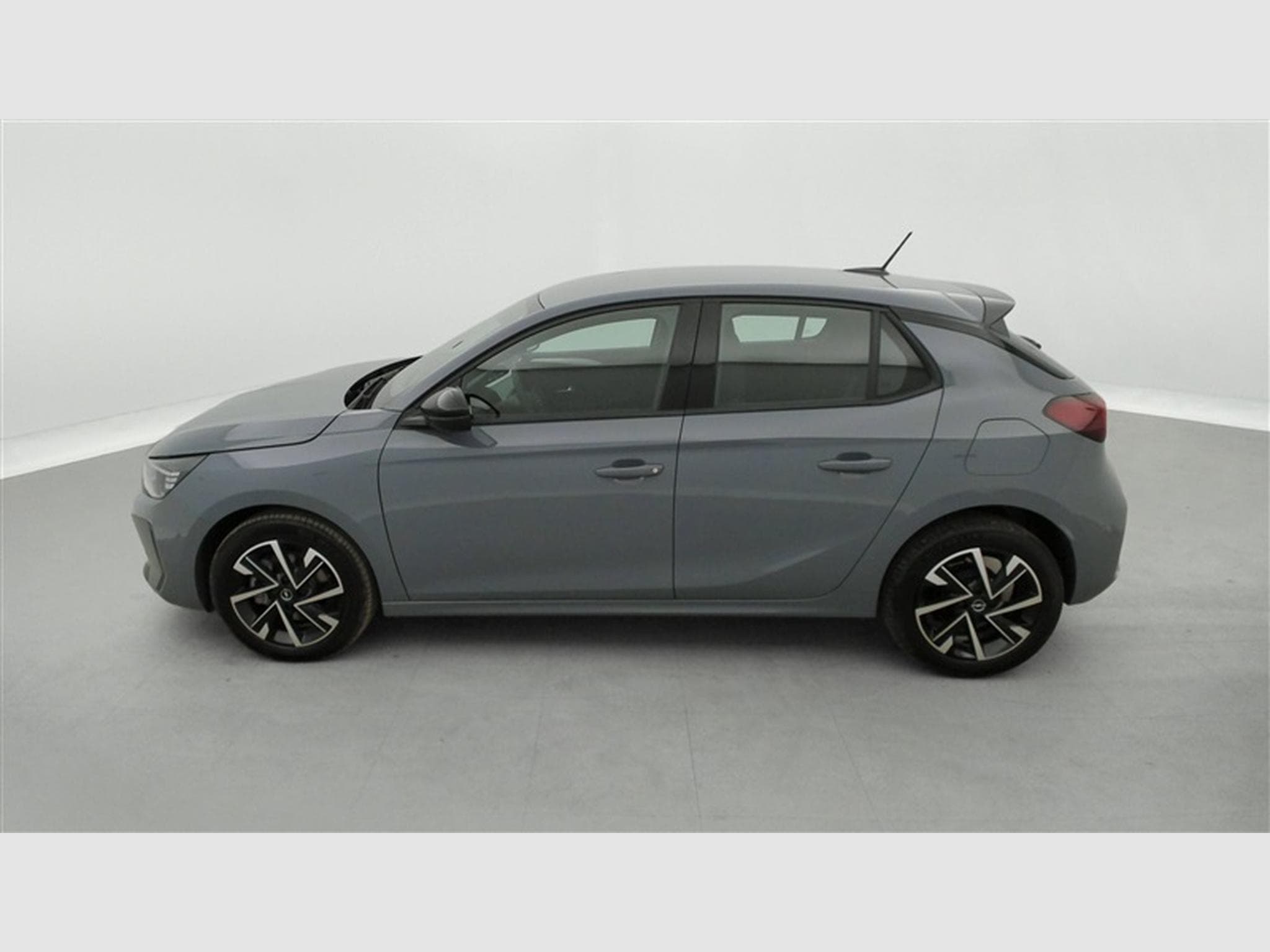 Opel Corsa 1.2 Turbo 100Cv GS CARPLAY / CAMERA / FULL LED / ALU (2025) - Photo 3