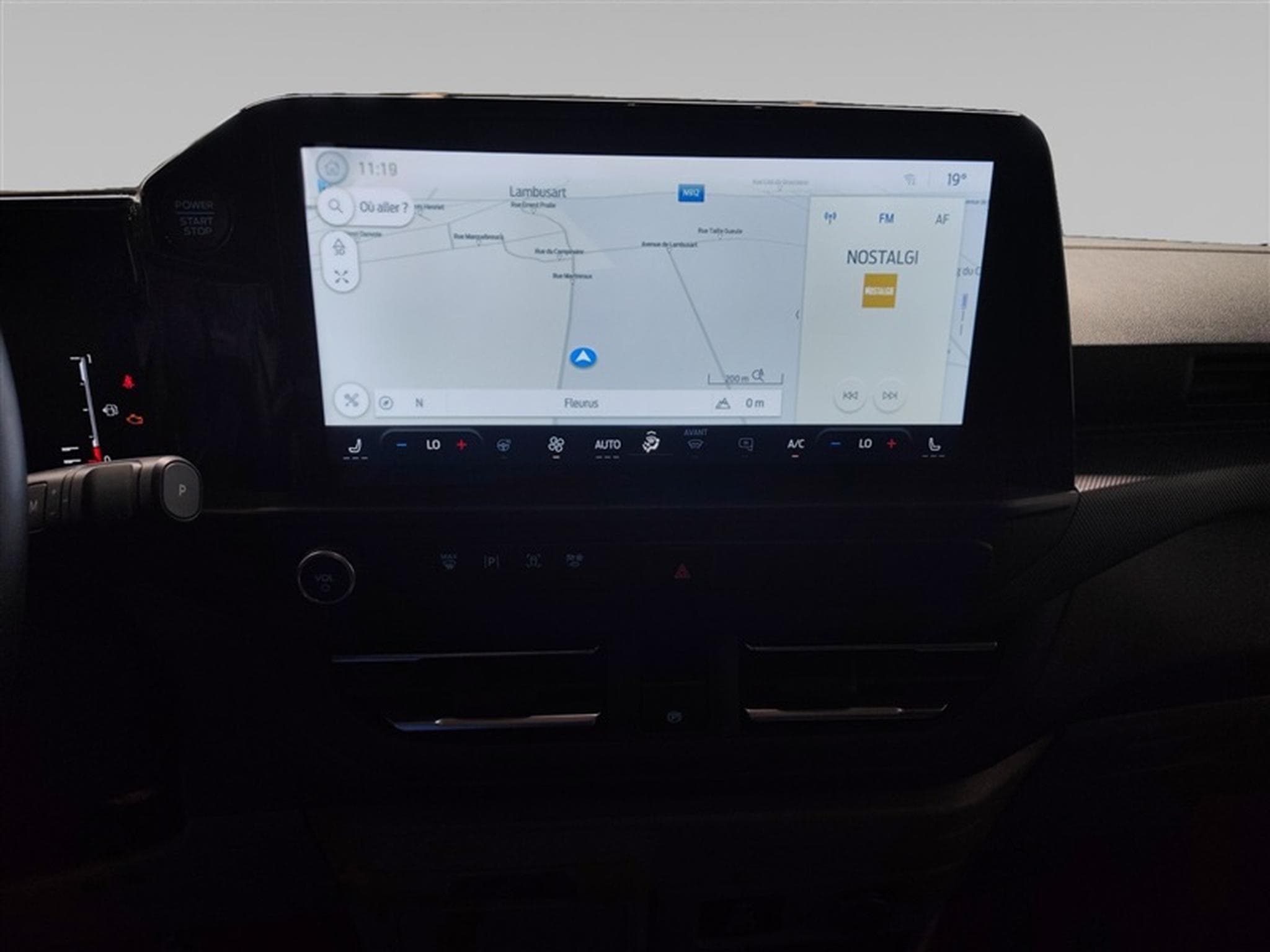 Ford Transit 2.0 TDCi L2H1 CarPlay/CAM/NAVI (2024) - Photo 11