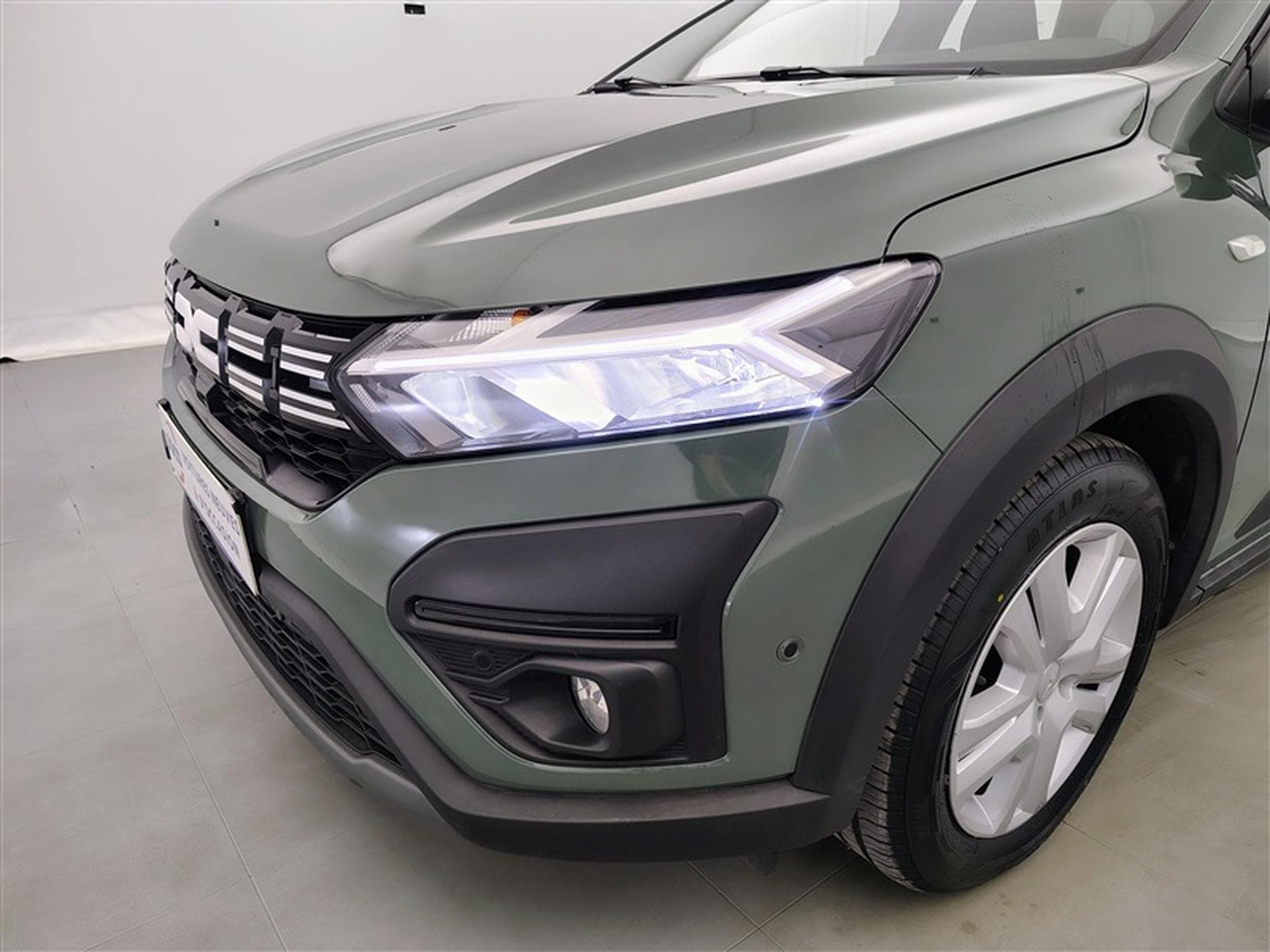Dacia Jogger LPG 1.0 Eco-G Expression 7pl. (2024) - Photo 14