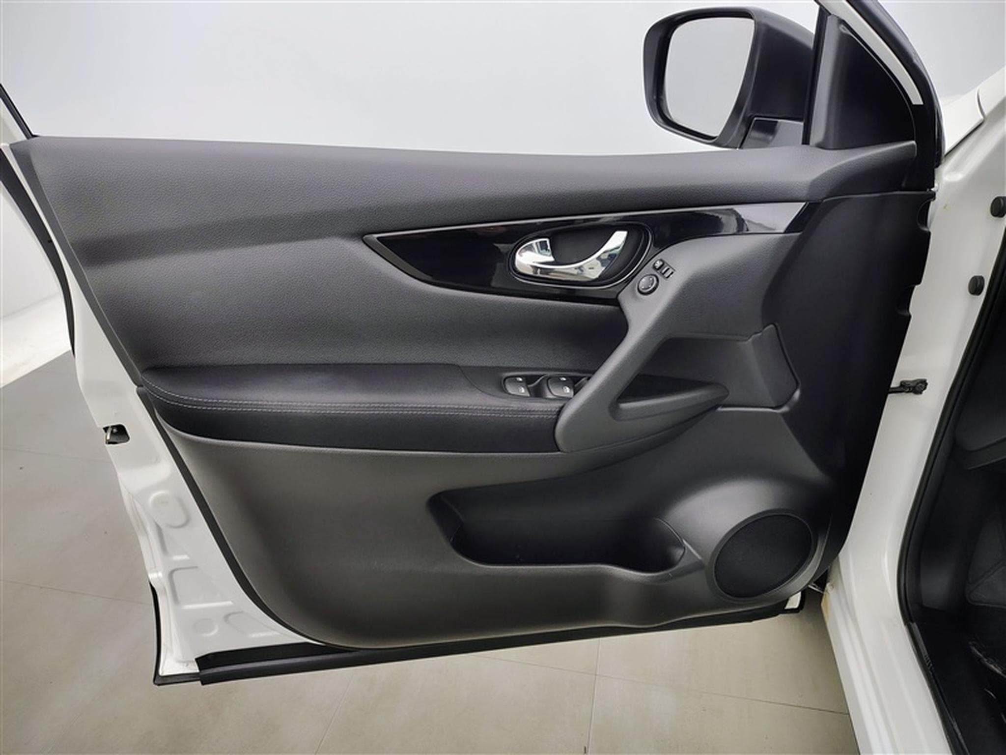 Nissan Qashqai 1.3 DIG-T Urban Edition (2021) - Photo 17