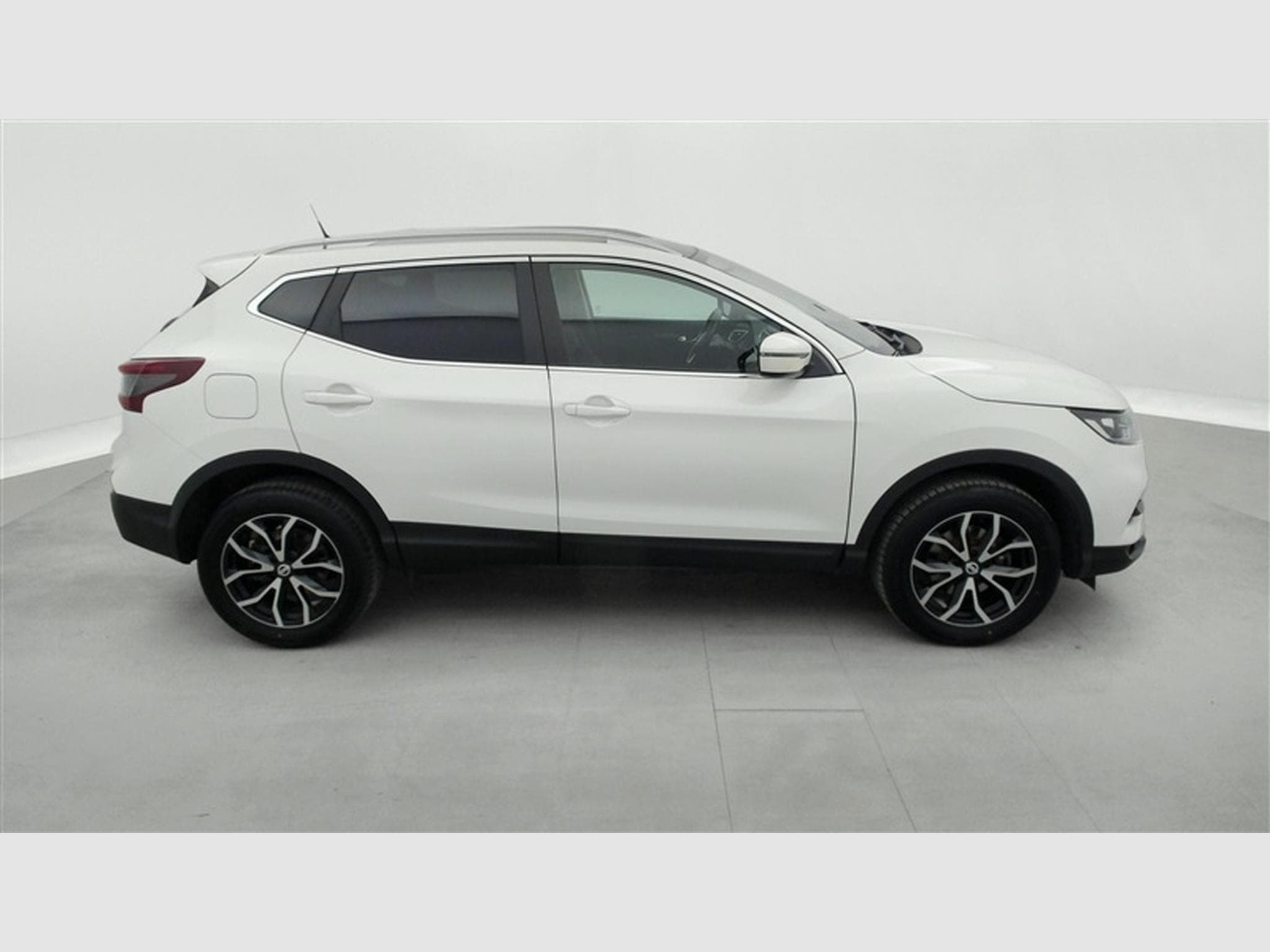 Nissan Qashqai 1.3 DIG-T Urban Edition (2021) - Photo 25