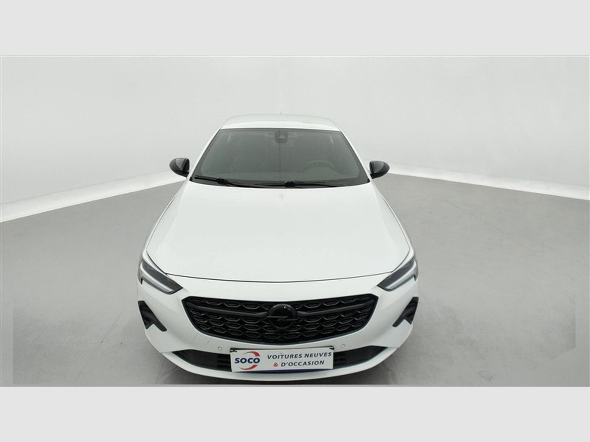 Opel Insignia Grand Sport   Cuir / Navi / Led / PDC av+ar (2023) - Photo 4