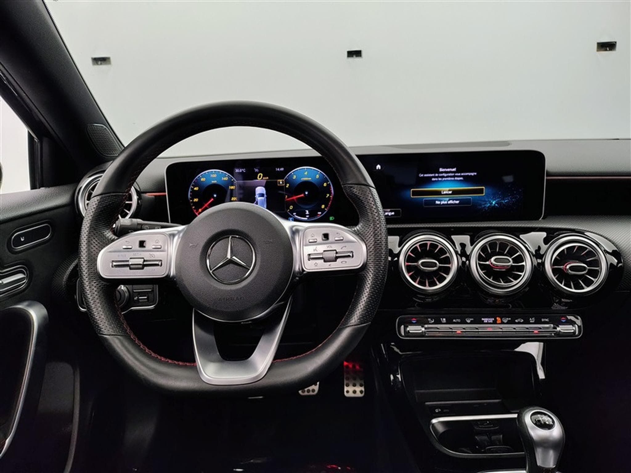 Mercedes A 160 A160 Pack AMG NAVI / FULL LED / PANO / CAMERA / JA 18" (2019) - Photo 9