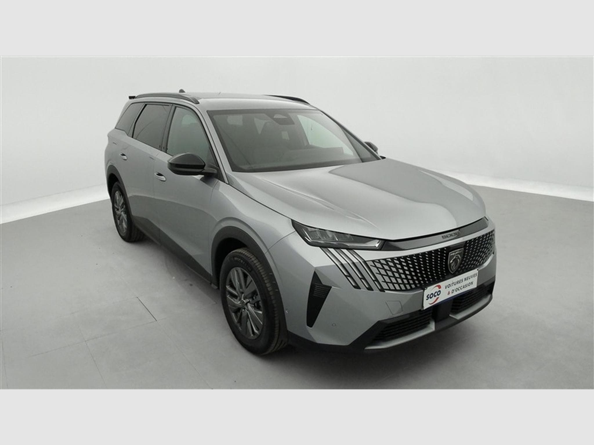 Peugeot 5008 1.2 HYBRID 136cv e-DSC6 Allure Pack 7pl. NAVI / CAMERA 360° (2025) - Photo 22