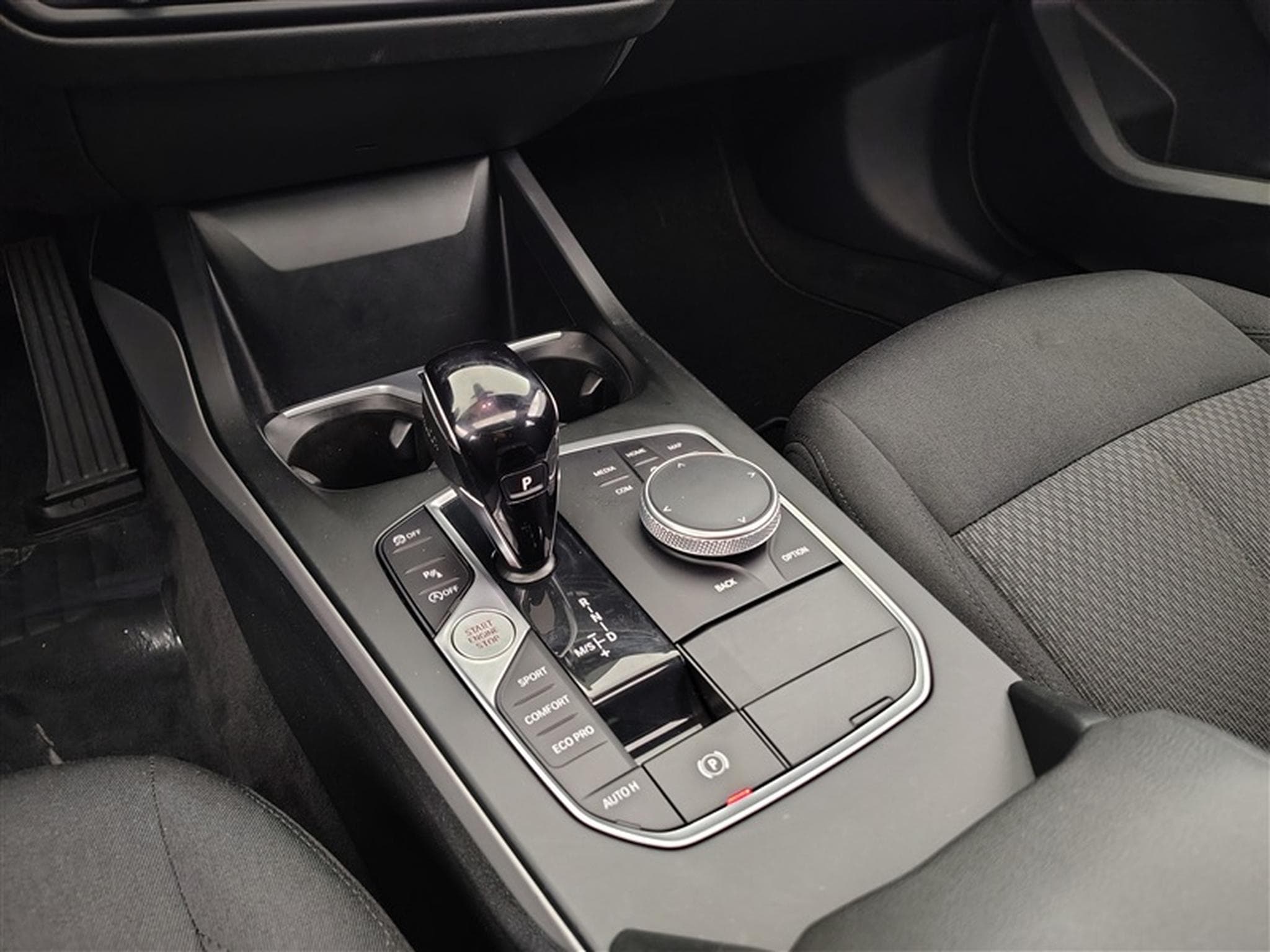 BMW 116 116iA Business Line NAVI / FULL LED / TO PANO / ALU (2023) - Photo 12