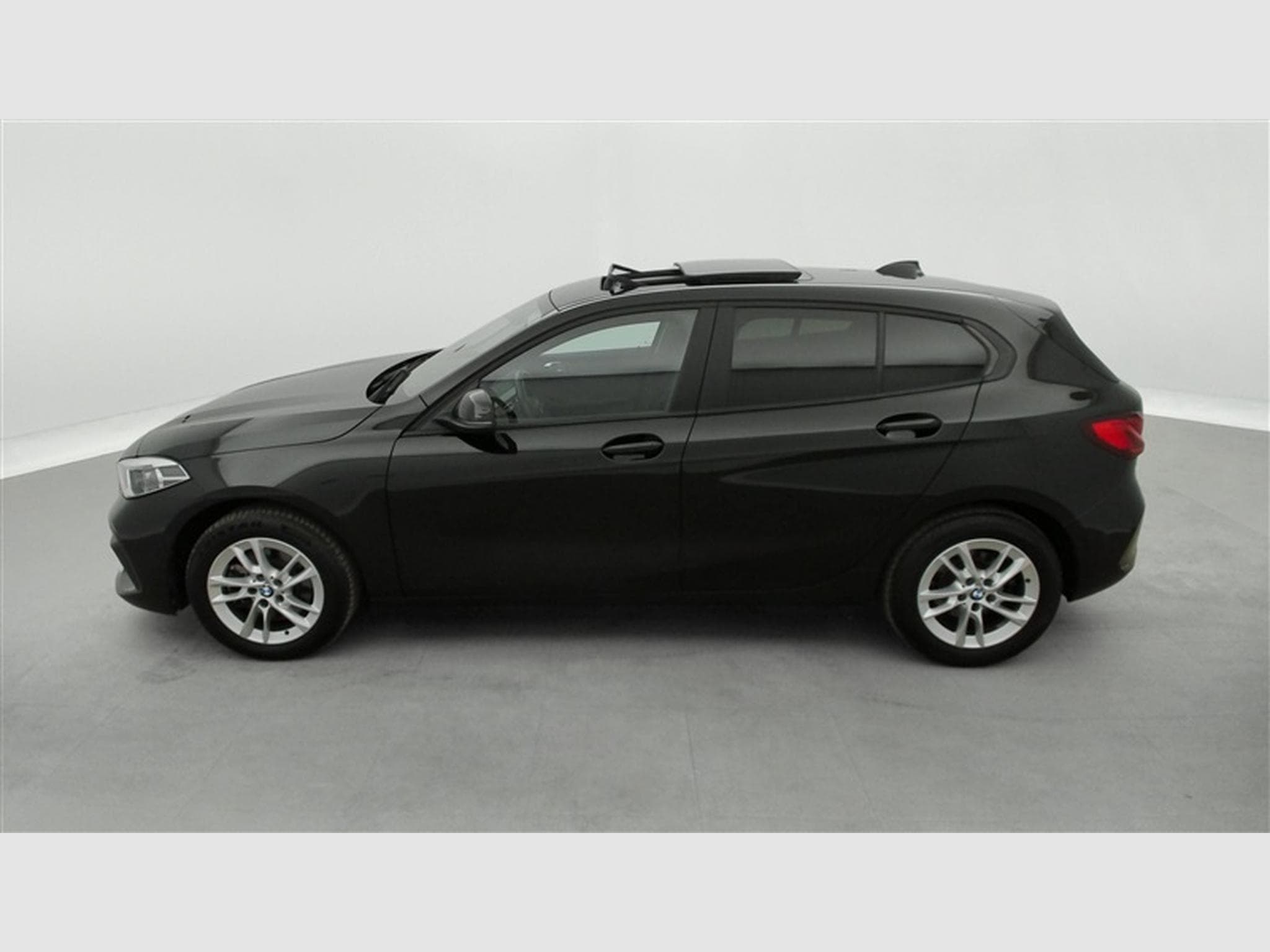 BMW 116 116iA Business Line NAVI / FULL LED / TO PANO / ALU (2023) - Photo 3