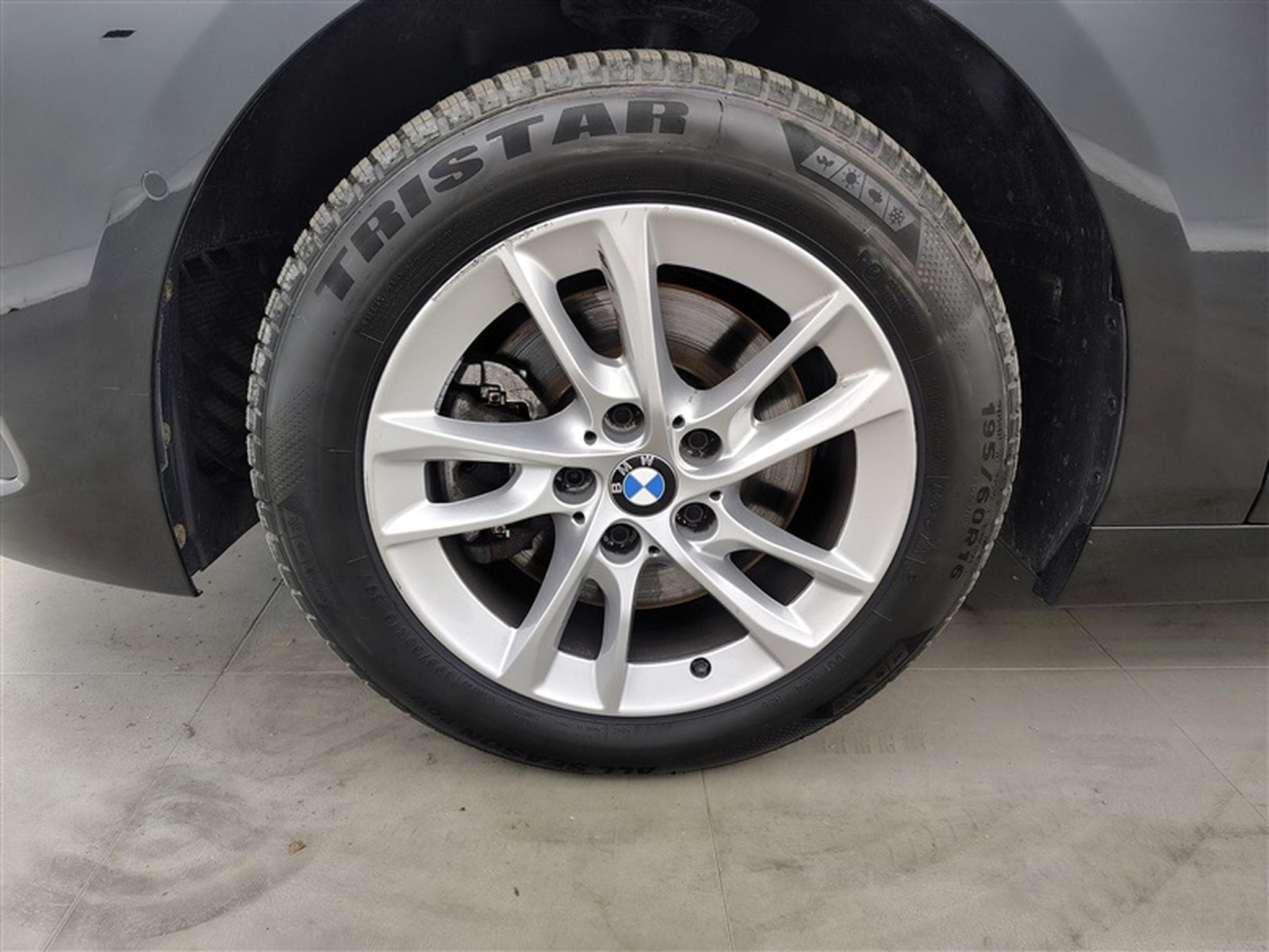 BMW 116 116iA Business Line NAVI / FULL LED / TO PANO / ALU (2023) - Photo 6